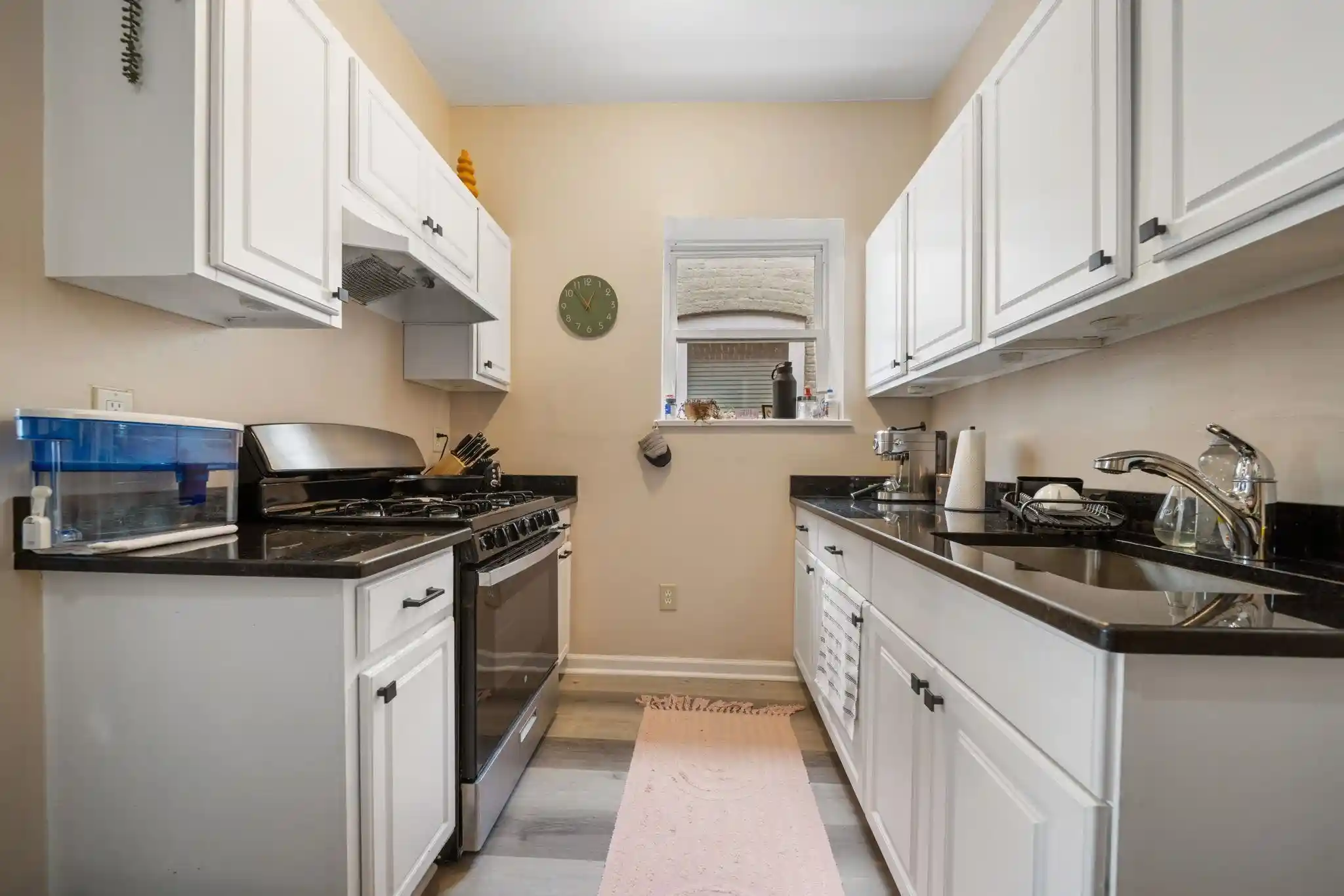 2nd image of 91 Romaine Ave, Jersey City, NJ 07306