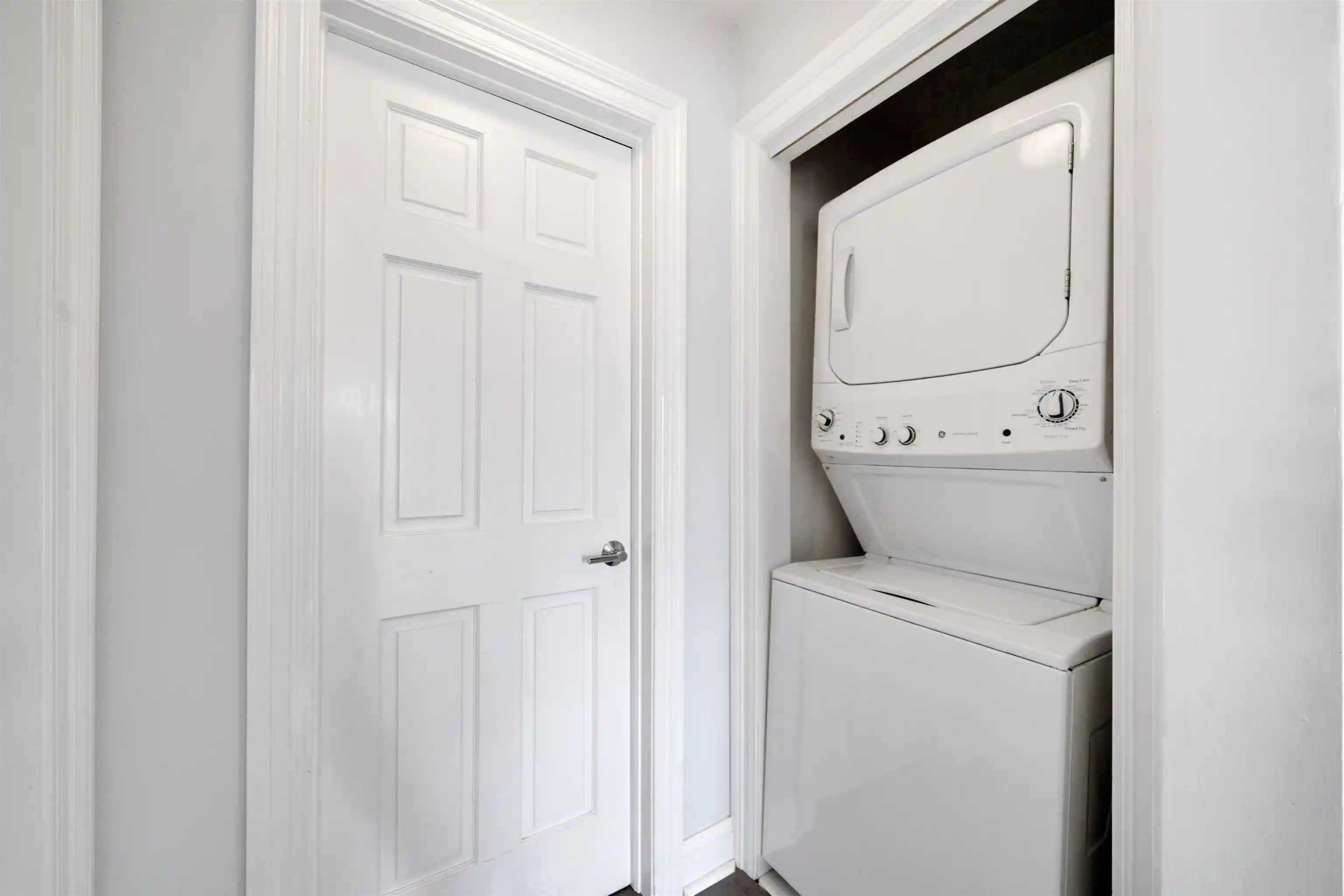 Homes for sale in Jersey City, NJ | 204 Shearwater Ct West #33, Jersey City, NJ 07305 | MLS# 260001938