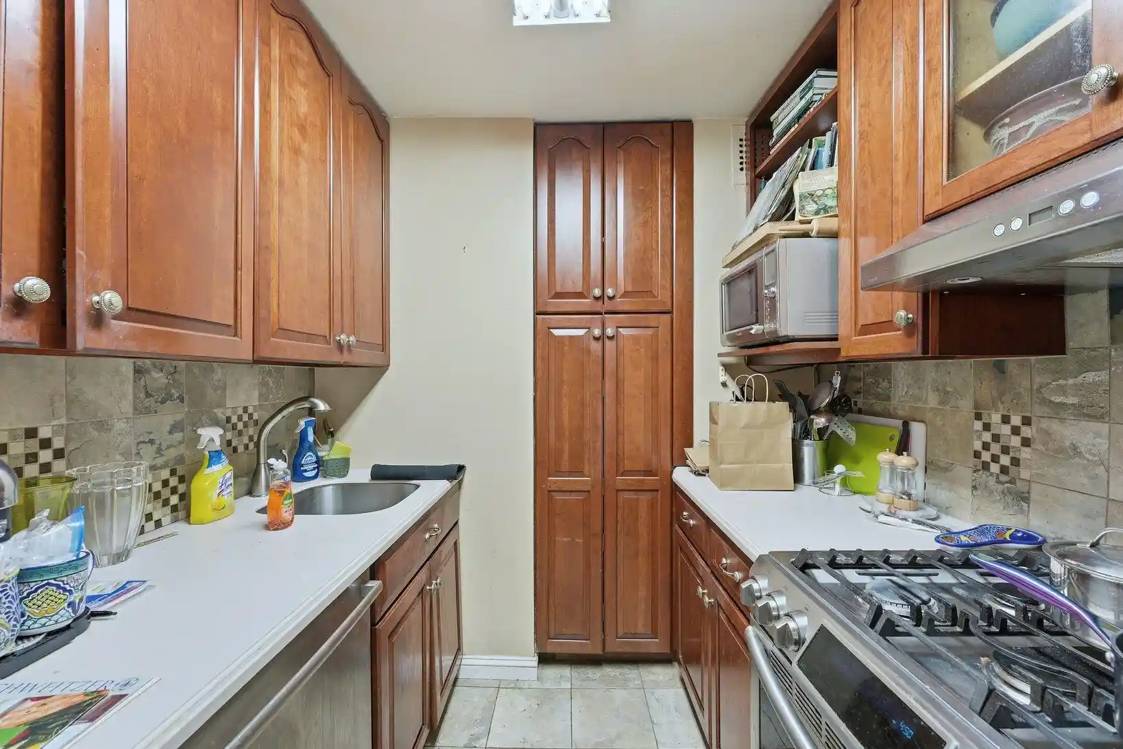 Homes for sale in West New York, NJ | 6040 Blvd East #32J, West New York, NJ 07093 | MLS# 260002376