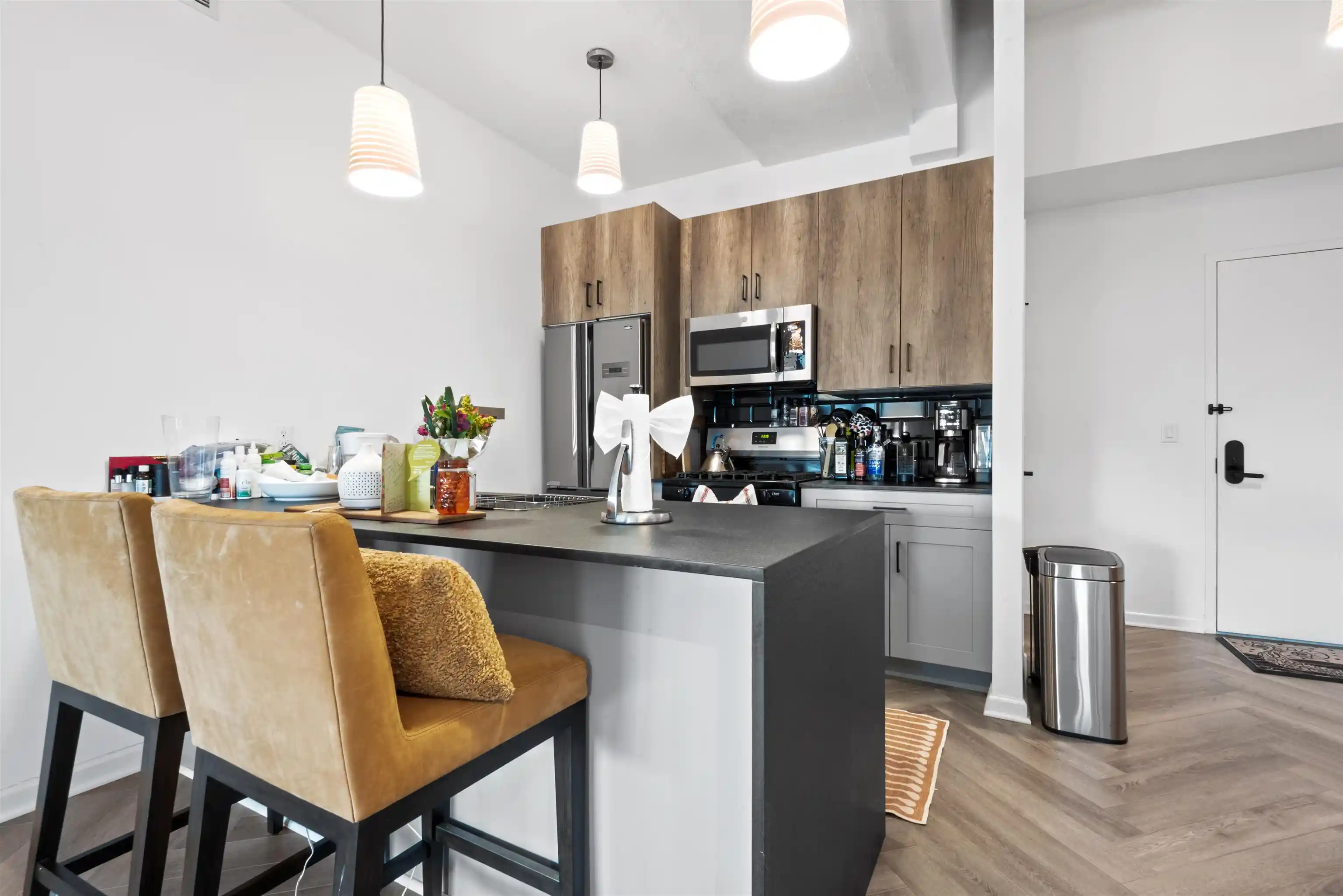 2nd image of 142 Charles St, Jersey City, NJ 07037