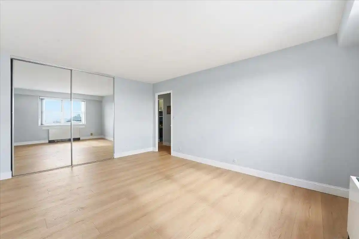 2nd image of 6600Th Blvd E, West New York, NJ 07093