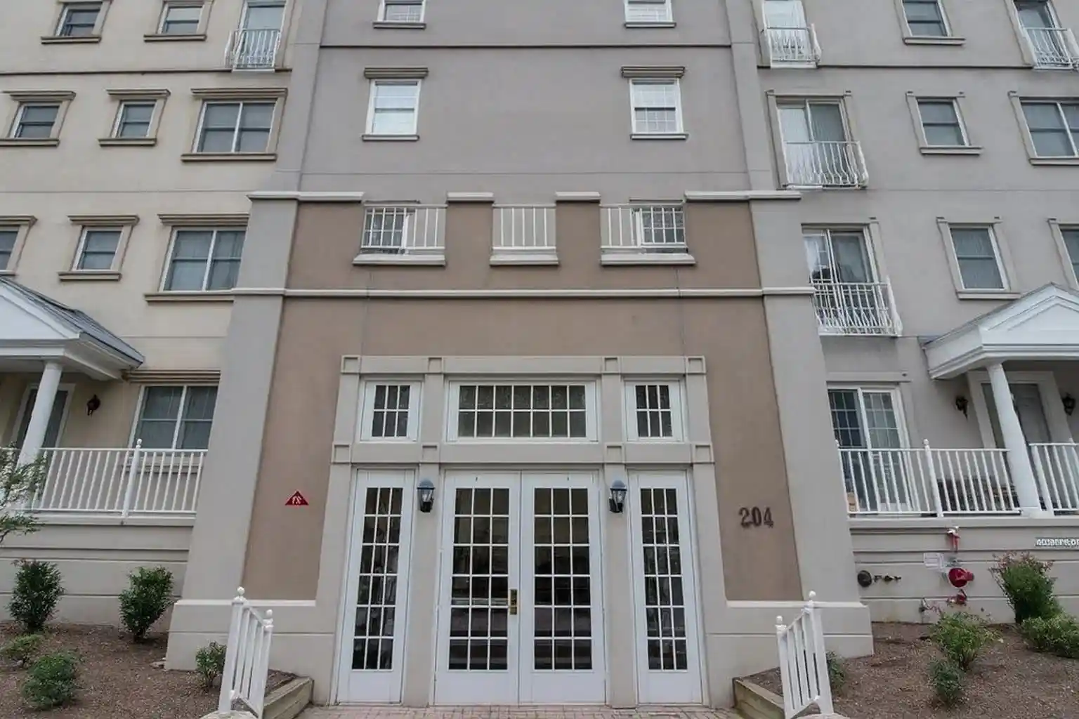 Homes for sale in Jersey City, NJ | 204 Shearwater Ct West #54, Jersey City, NJ 07305 | MLS# 260003412