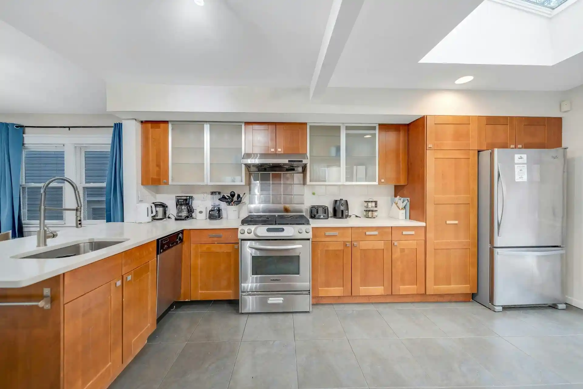 Photo 2 of Single family home for sale at 31 72nd Street, North Bergen, NJ 07047 | MLS# 260003992 | Listing updated on 2026-09-17