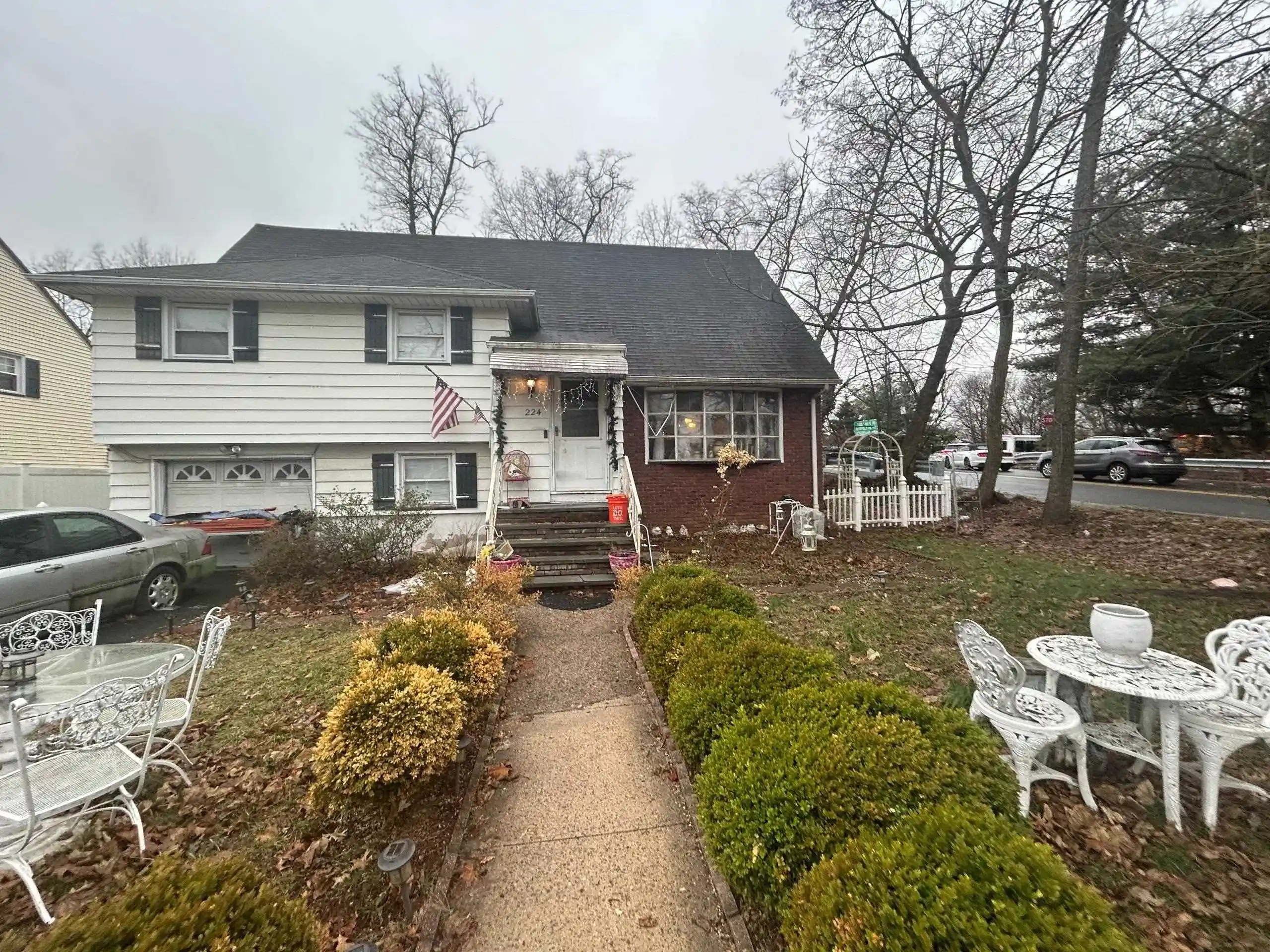 2nd image of 224 Kings Ct, Teaneck, NJ 07666 | MLS# 260004155