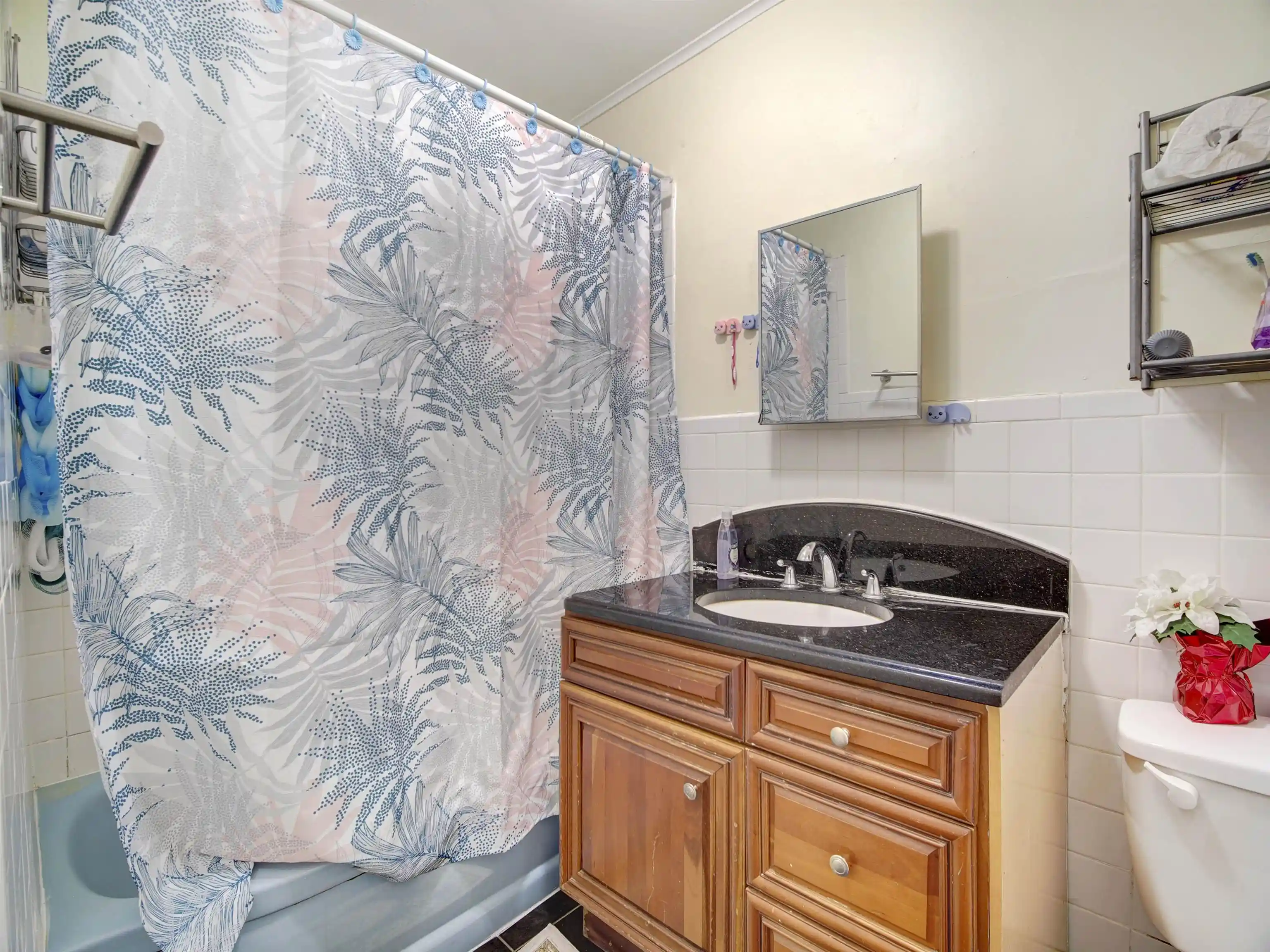 5th image of 6011 Van Buren Pl, West New York, NJ 07093 | MLS# 260004247