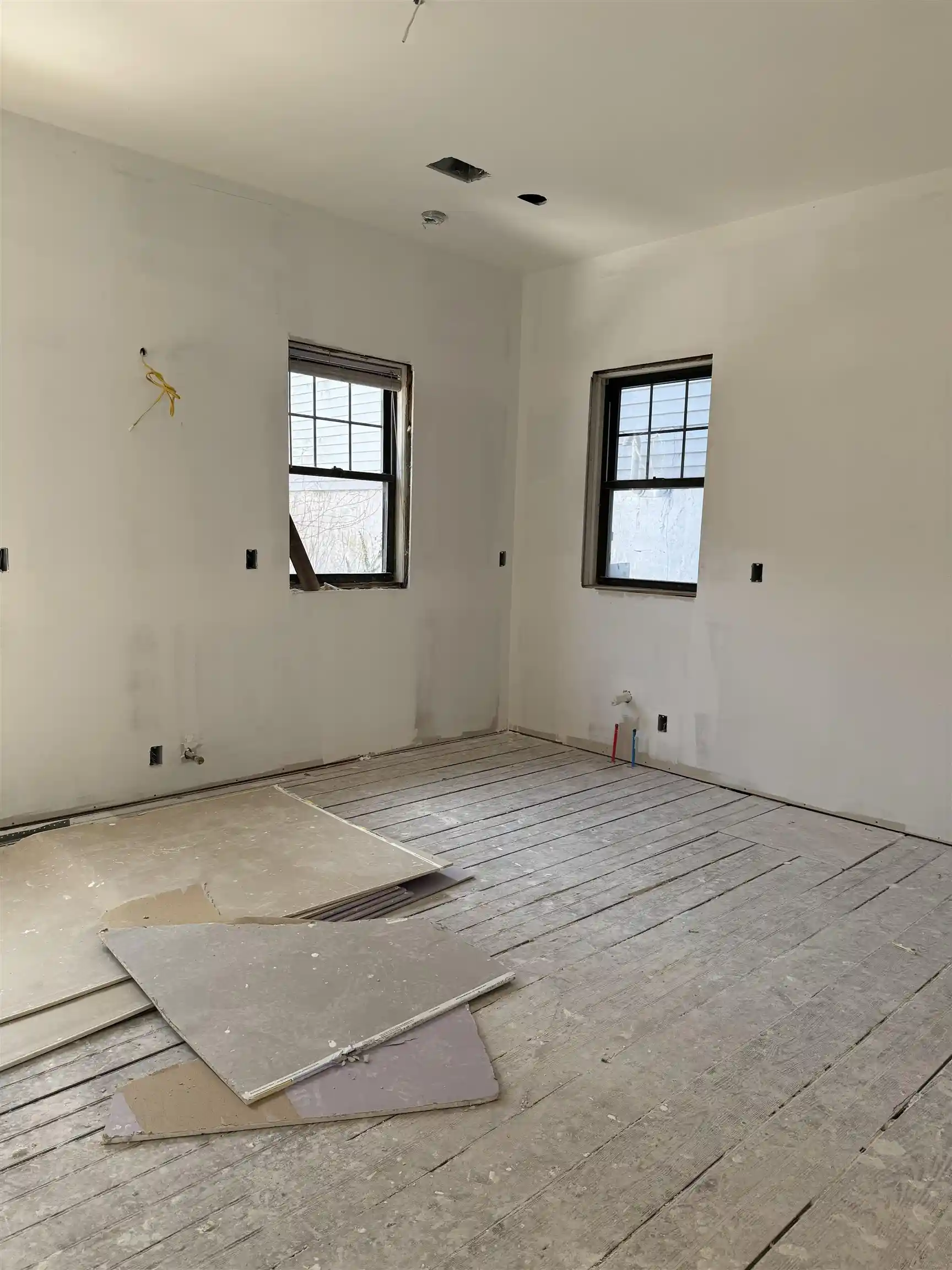 Photo 3 of Sale Pending at 5204 Fairview Ter, West New York, NJ 07093 | MLS# 260004338 | Listing updated on 2026-09-09