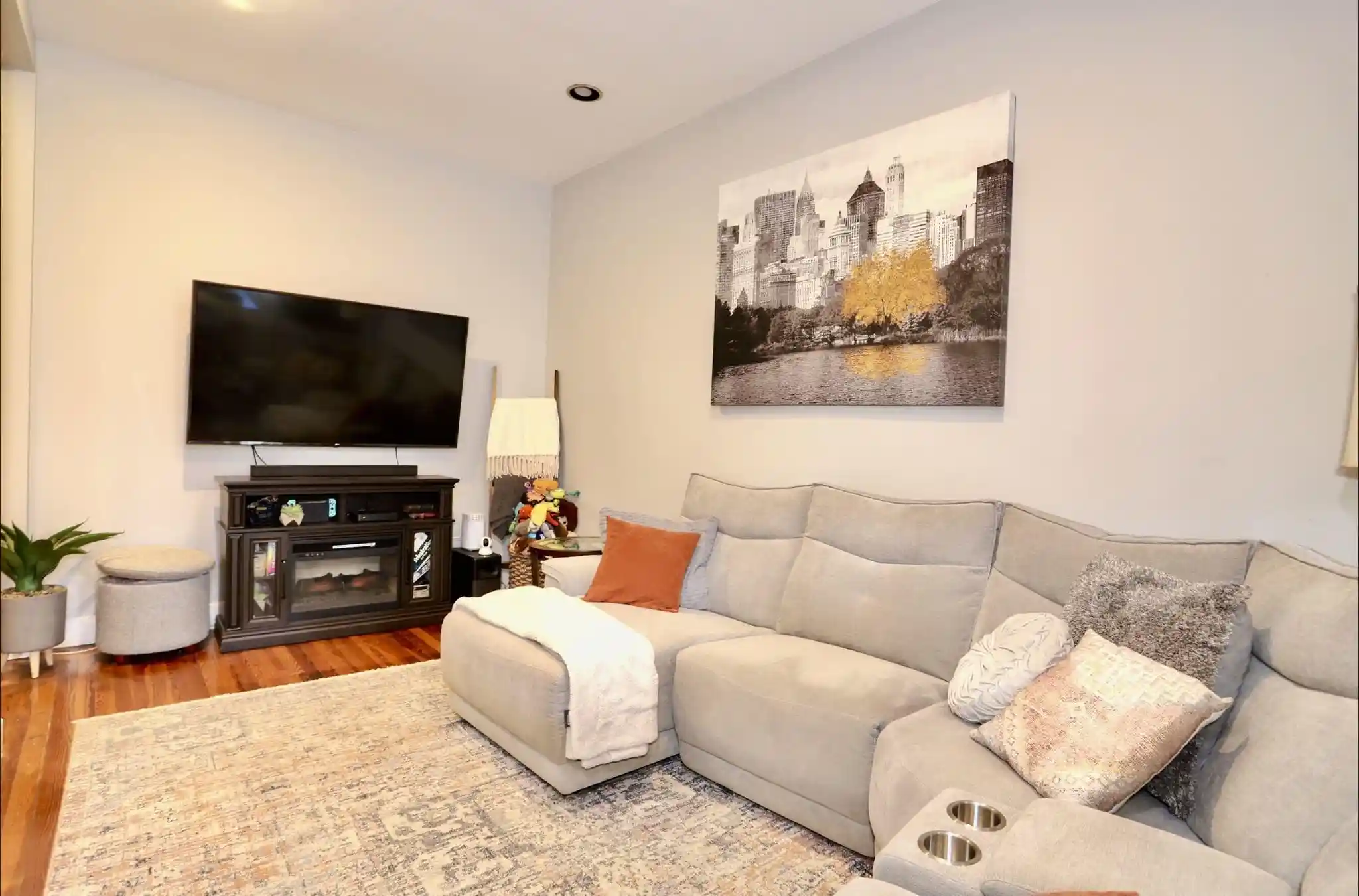 Photo 2 of Sale Pending at 635 Garden St #2, Hoboken, NJ 07030 | MLS# 260004647 | Listing updated on 2026-05-22