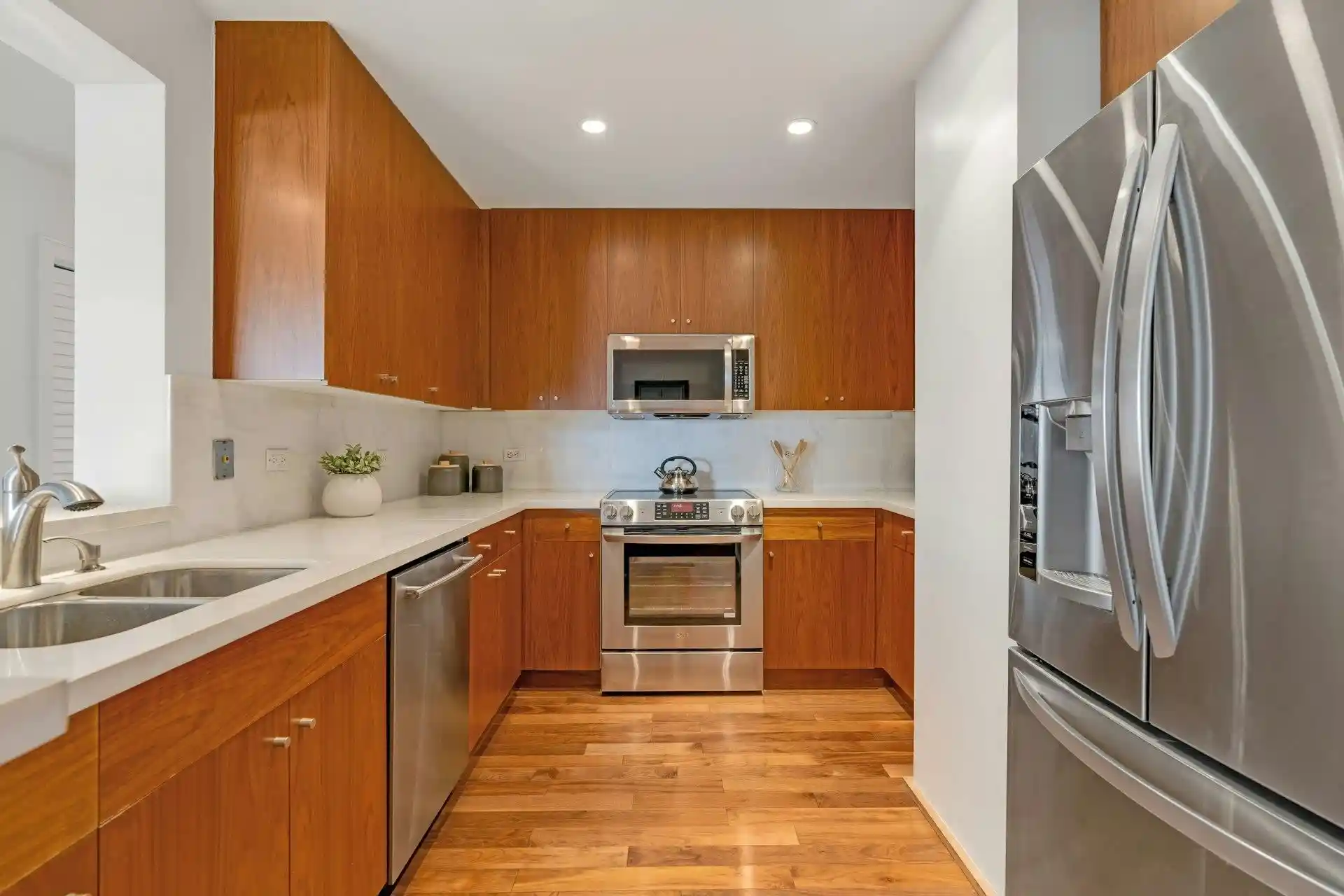 2nd image of 3219 City Pl, Edgewater, NJ 07020
