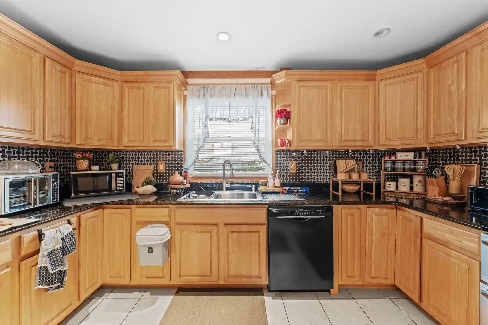 Photo 4 of Single family home for sale at 1506 88th Street, North Bergen, NJ 07047 | MLS# 260005445 | Listing updated on 2026-03-27