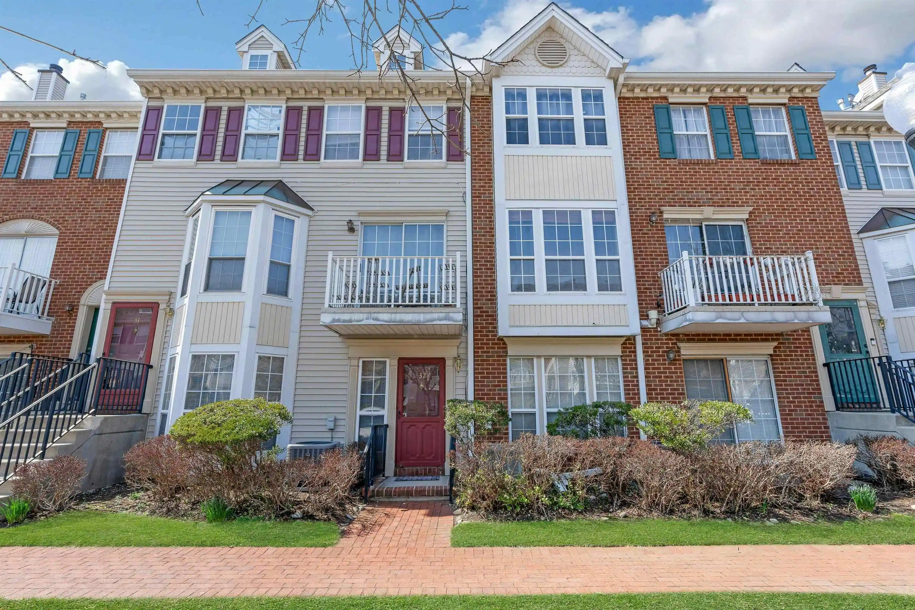 Homes for sale in Jersey City, NJ | 32 Cedar St, Jersey City, NJ 07305 | MLS# 260005454