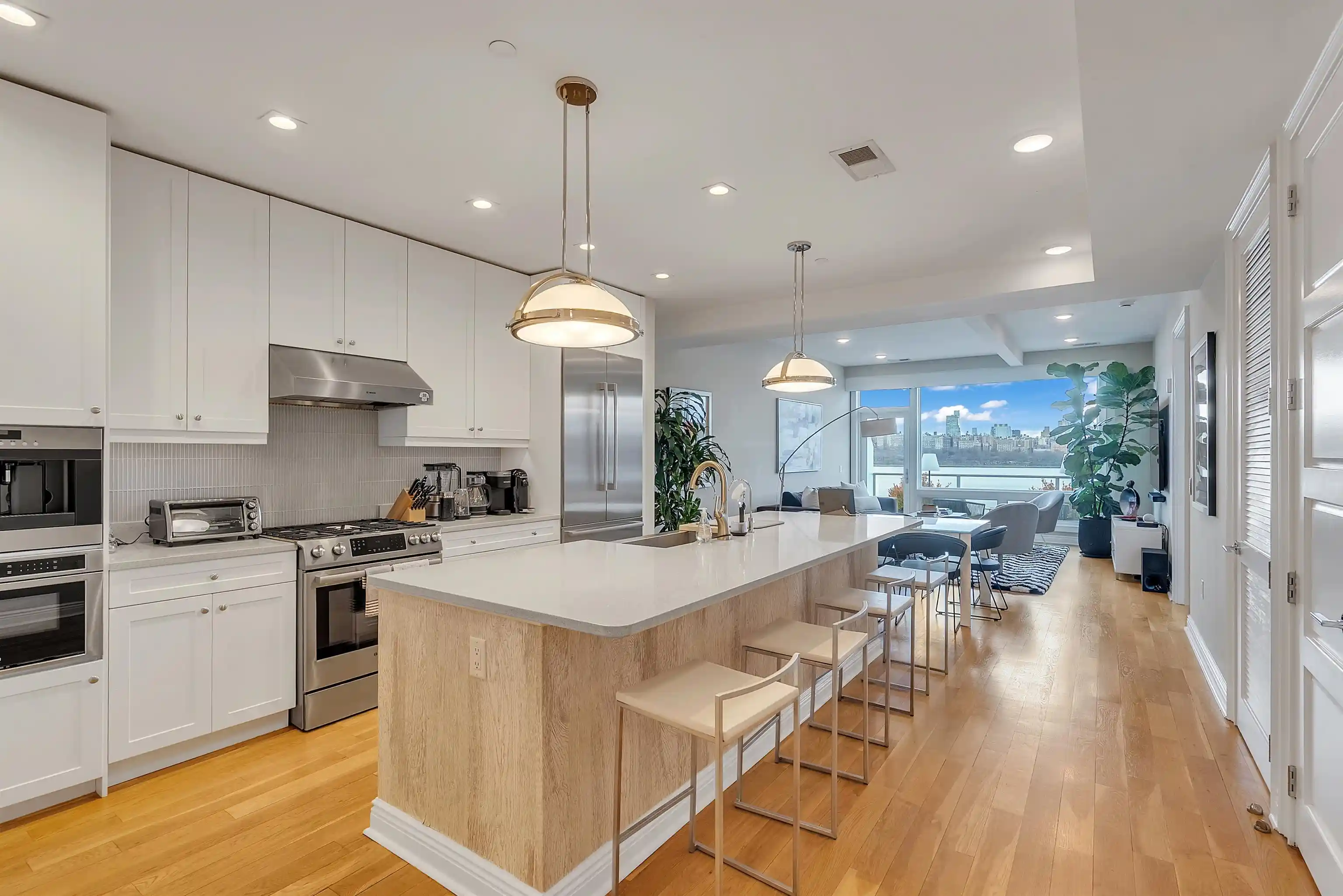 Homes for sale in Edgewater, NJ | 9 Somerset Lane #617, Edgewater, NJ 07093 | MLS# 260006044