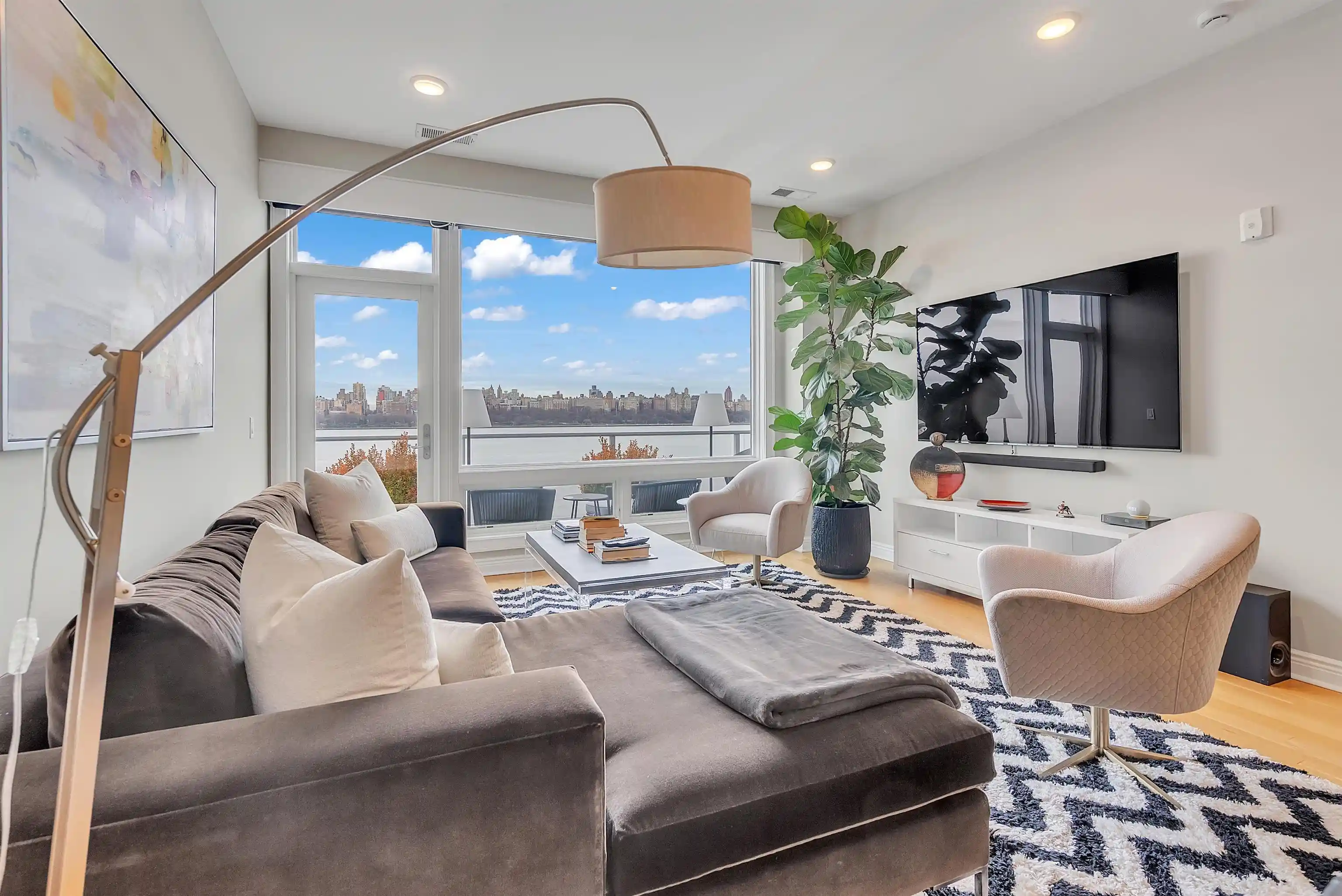 Homes for sale in Edgewater, NJ | 9 Somerset Lane #617, Edgewater, NJ 07093 | MLS# 260006044