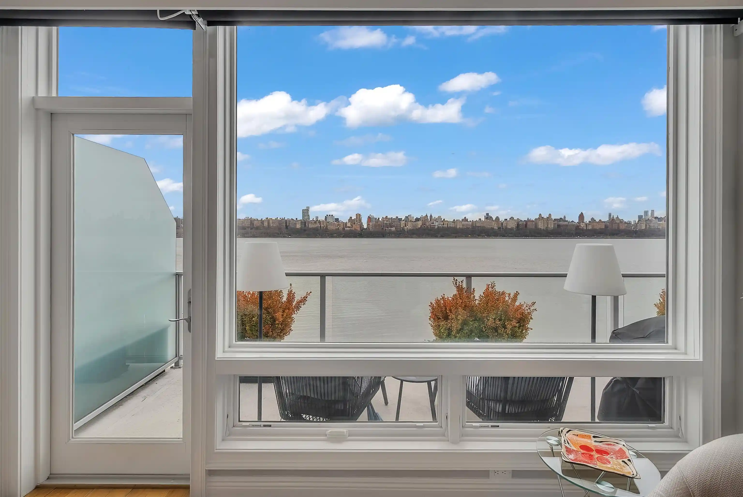 Homes for sale in Edgewater, NJ | 9 Somerset Lane #617, Edgewater, NJ 07093 | MLS# 260006044
