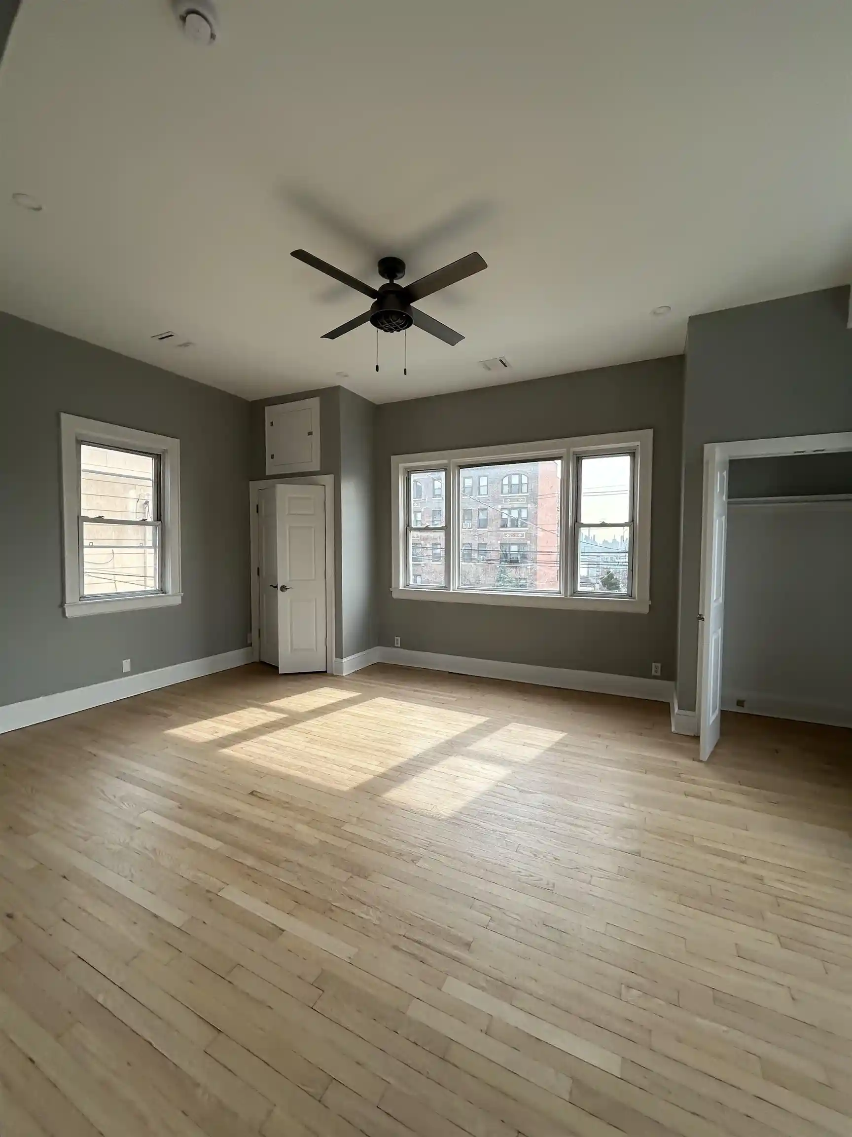 Listing Photo 5 - Condo for sale in building located at 1001-1003 Palisade Ave, Union City, NJ 07087