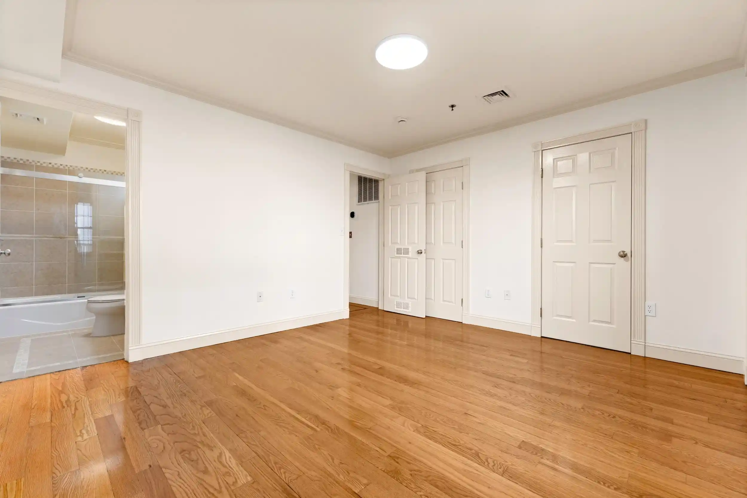2nd image of 317 11th St #2, Union City, NJ 07087 | MLS# 260006144
