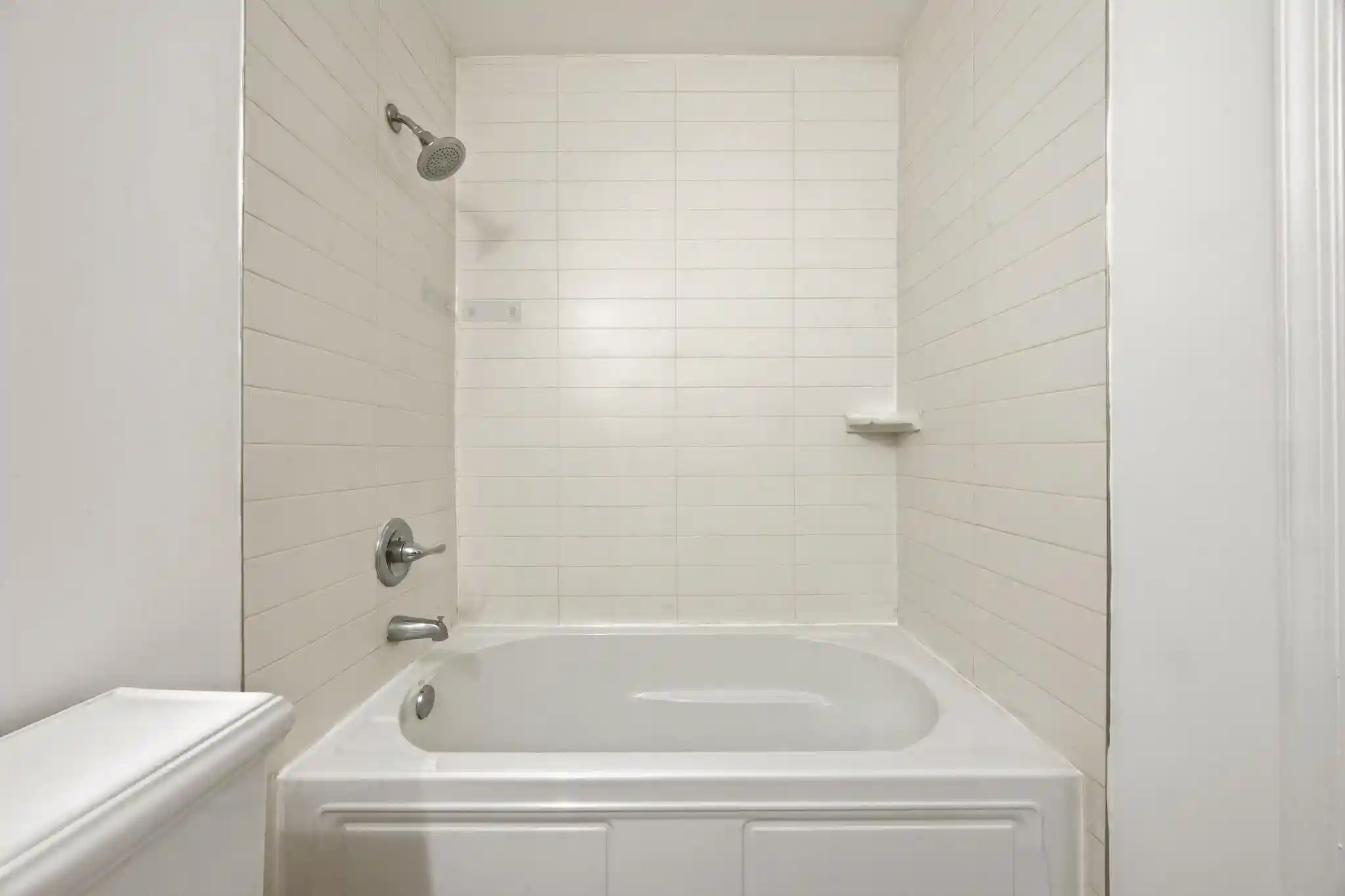 Homes for sale in Jersey City, NJ | 227 Christopher Columbus Dr, Jersey City, NJ 07302 | Houzeo