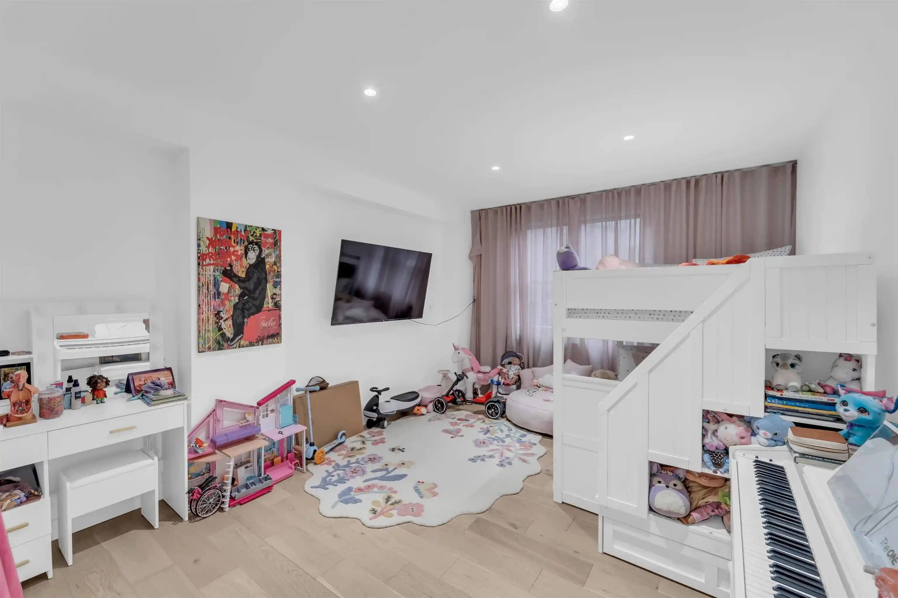 Homes for sale in Jersey City, NJ | 101 Shearwater Ct East #25, Jersey City, NJ 07305 | MLS# 260006425