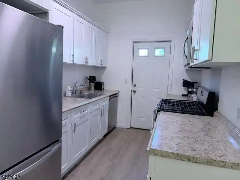 4th image of 230 Union St, Jersey City, NJ 07304 | MLS# 260006462