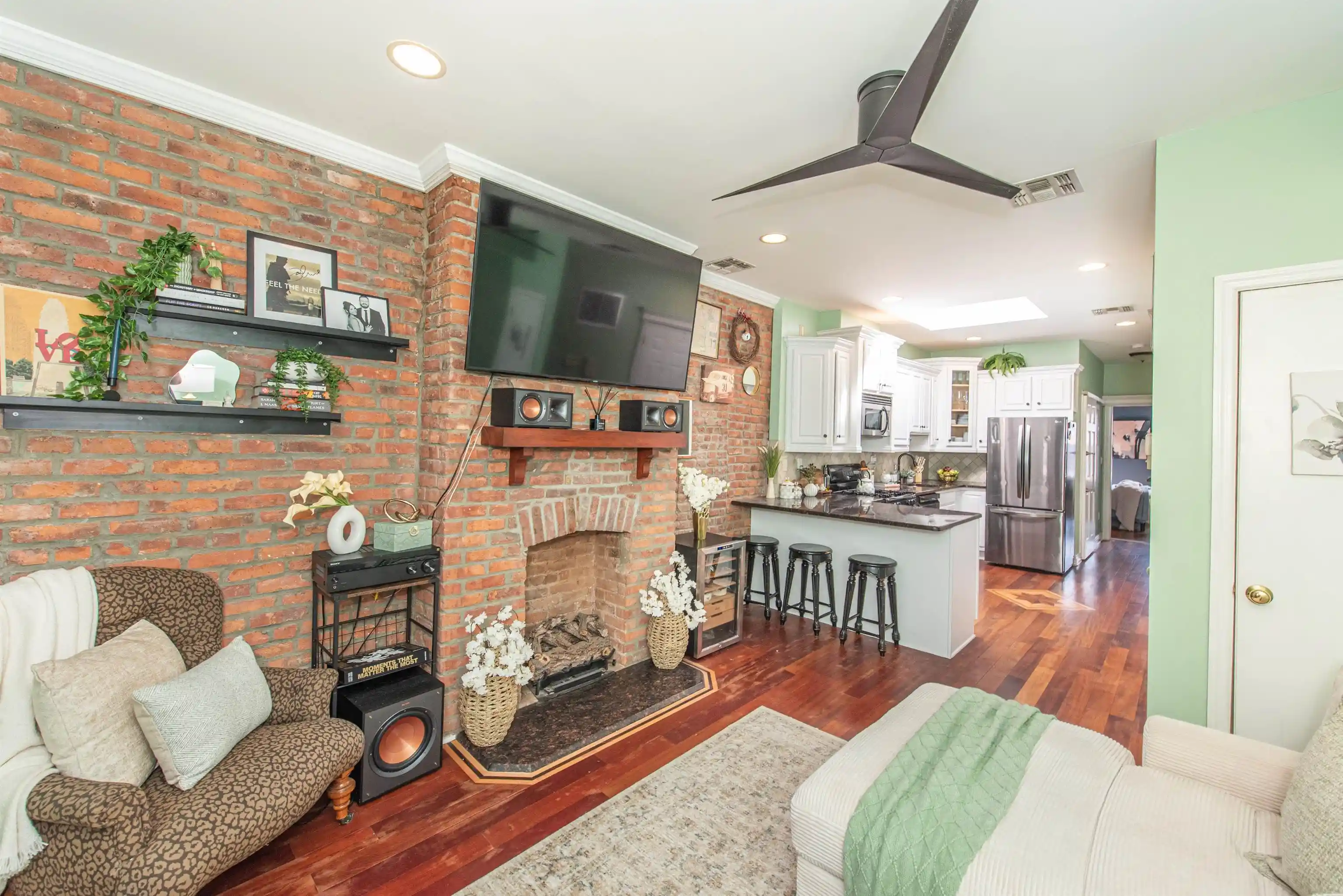 Photo 3 of Sale Pending at 352 7th Avenue #6, Jersey City, NJ 07302 | MLS# 260006522 | Listing updated on 2026-07-01