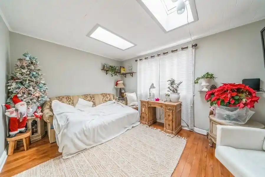 Homes for sale in Bayonne, NJ | 158 West 8Th St, Bayonne, NJ 07002 | MLS# 260006534