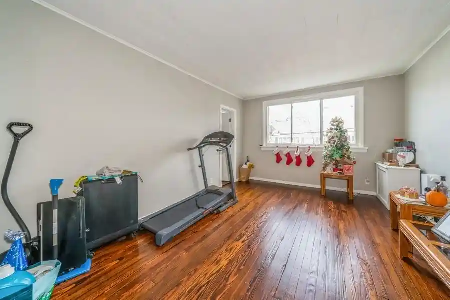 Homes for sale in Bayonne, NJ | 158 West 8Th St, Bayonne, NJ 07002 | MLS# 260006534