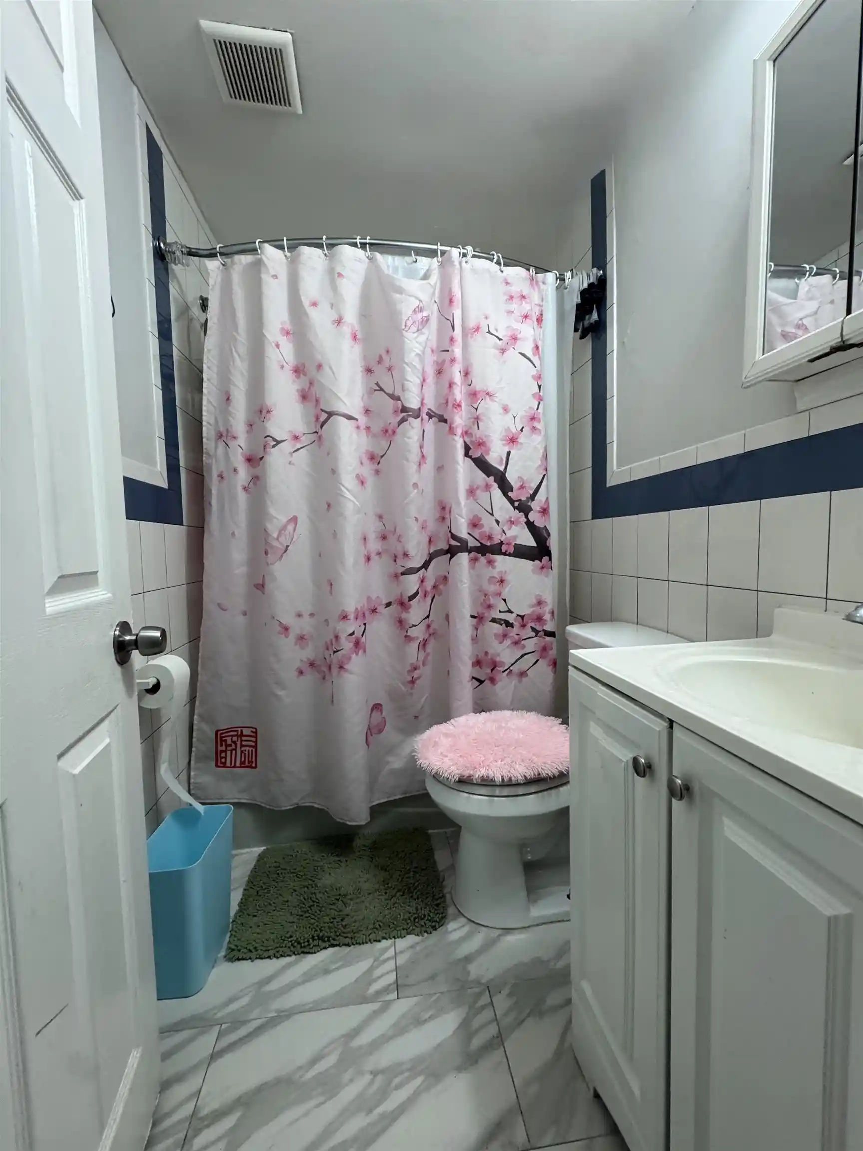 Photo 2 of House for sale at 17 Green Ct, Lodi, NJ 07644 | MLS# 260006697 | Listing updated on 2026-04-14