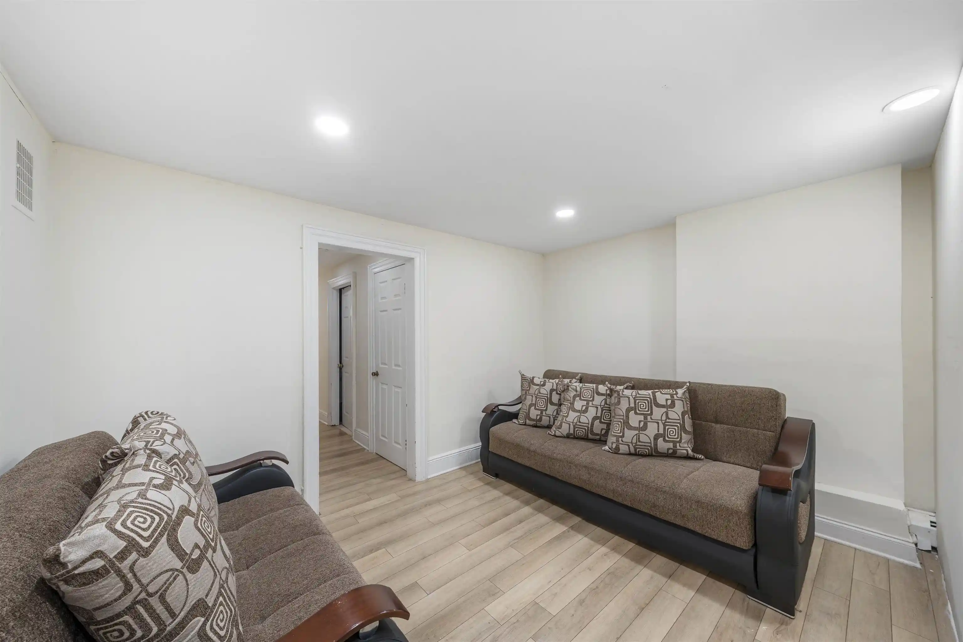 41st image of 711 11th St, Union City, NJ 07087 | MLS# 260006766