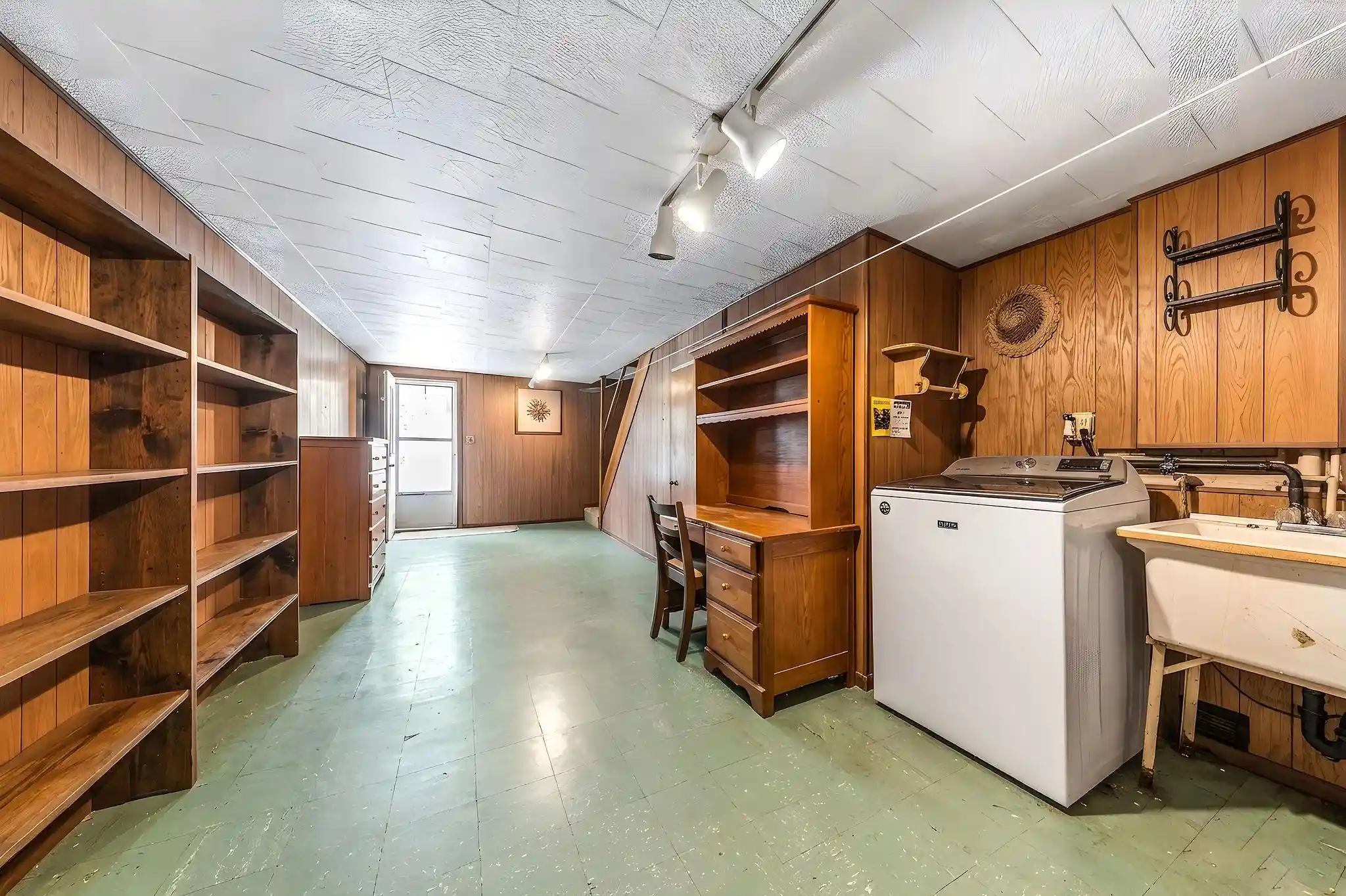 Photo 4 of Sale Pending at 7025 Cottage Ave, North Bergen, NJ 07047 | MLS# 260006933 | Listing updated on 2026-07-16