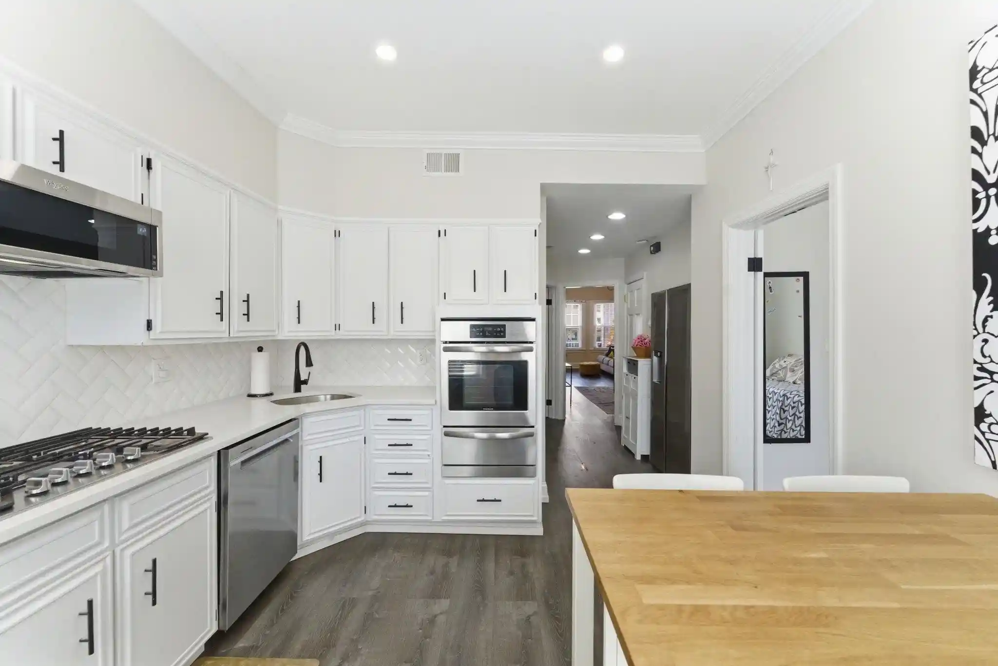 Photo 2 of Sale Pending at 92 West 54th St, Bayonne, NJ 07002 | MLS# 260007012 | Listing updated on 2026-06-17