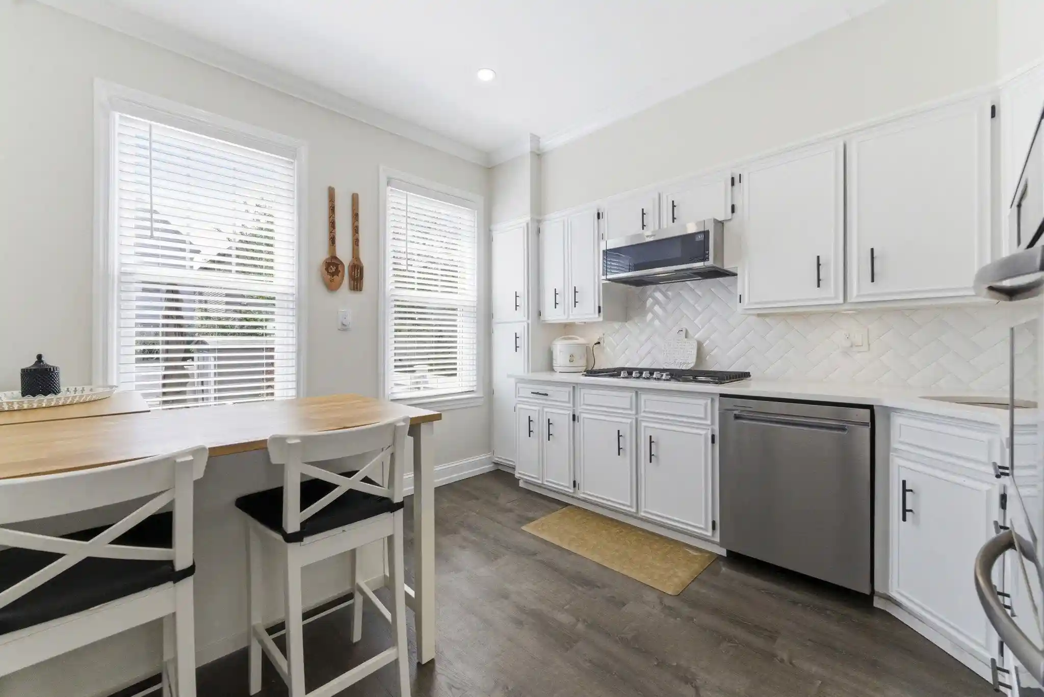Photo 4 of Sale Pending at 92 West 54th St, Bayonne, NJ 07002 | MLS# 260007012 | Listing updated on 2026-06-17