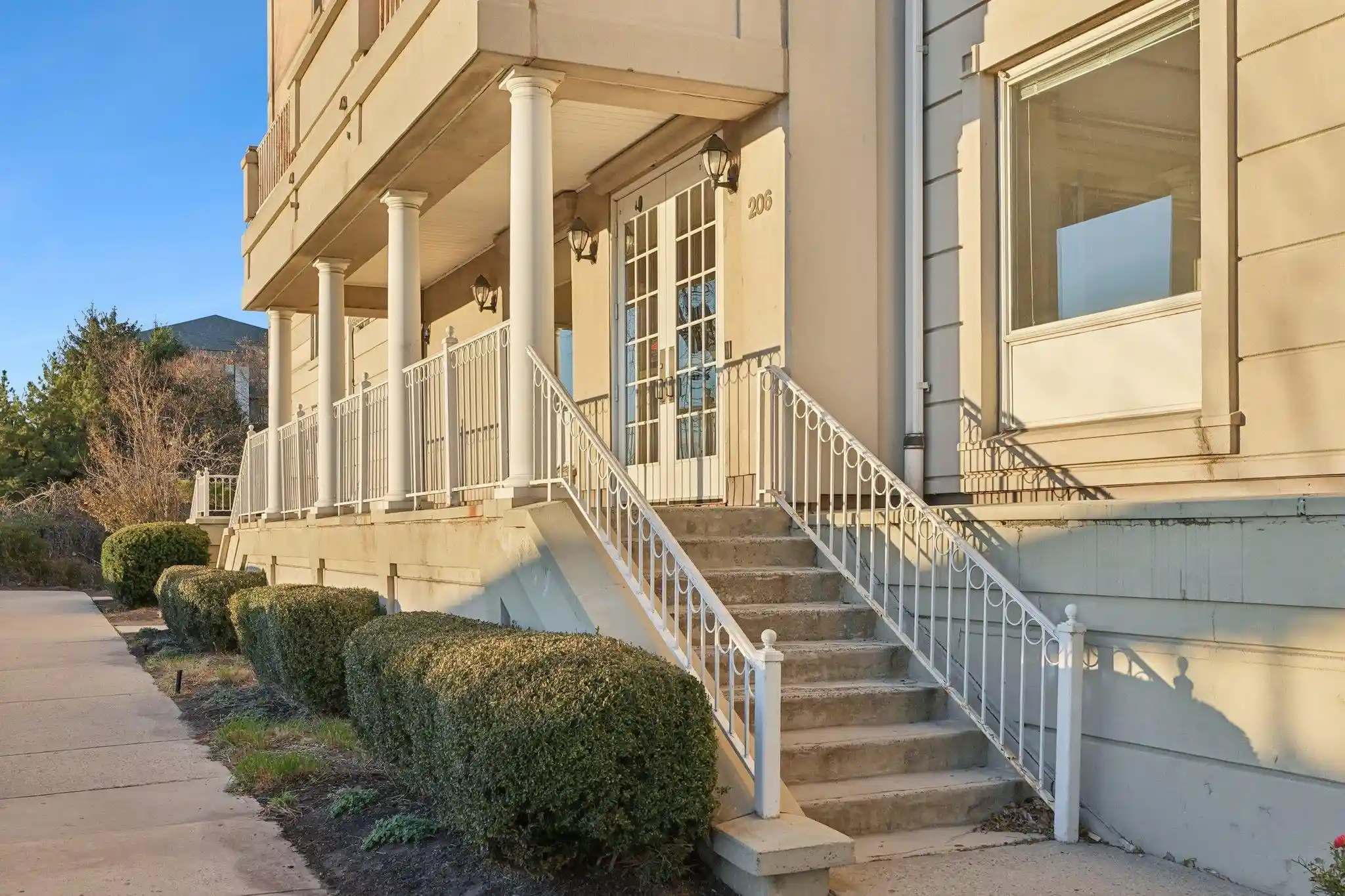 Homes for sale in Jersey City, NJ | 206 Shearwater Ct West #74, Jersey City, NJ 07305 | MLS# 260007120
