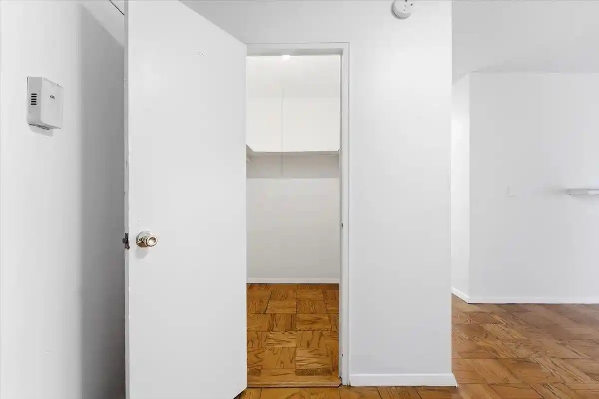 Homes for sale in Jersey City, NJ | 201st St Pauls Ave, Jersey City, NJ 07306