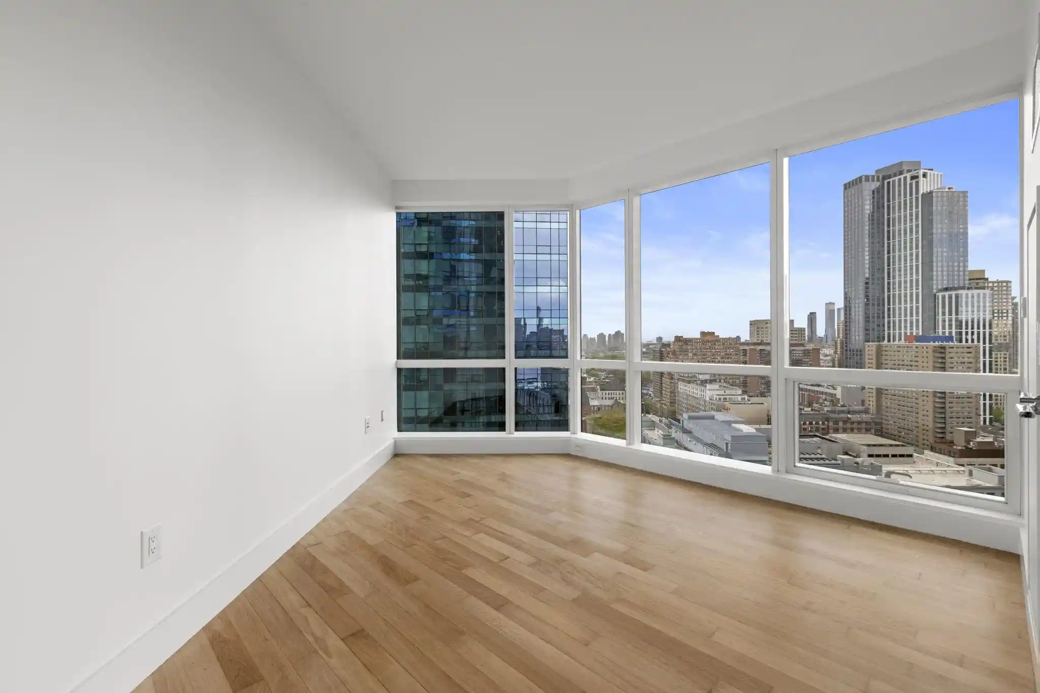 4th image of 77 Hudson St #23-03, Jersey City, NJ 07302 | MLS# 260007645