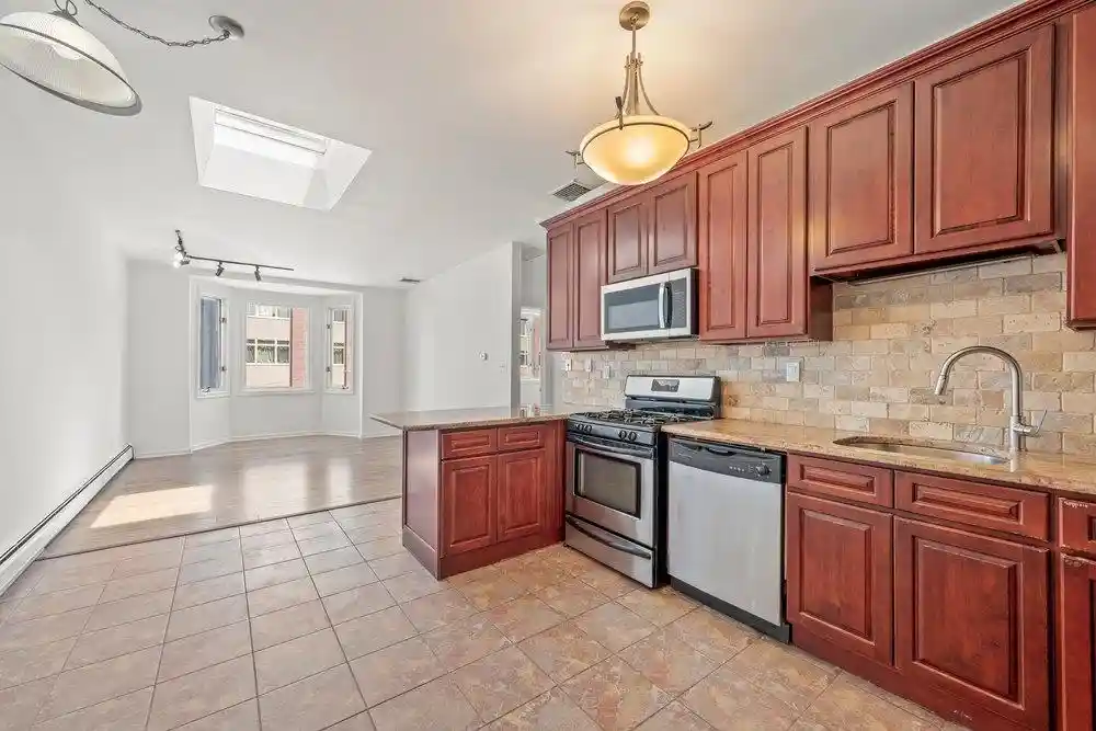 Homes for sale in Jersey City, NJ | 200 Christopher Columbus Dr, Jersey City, NJ 07302