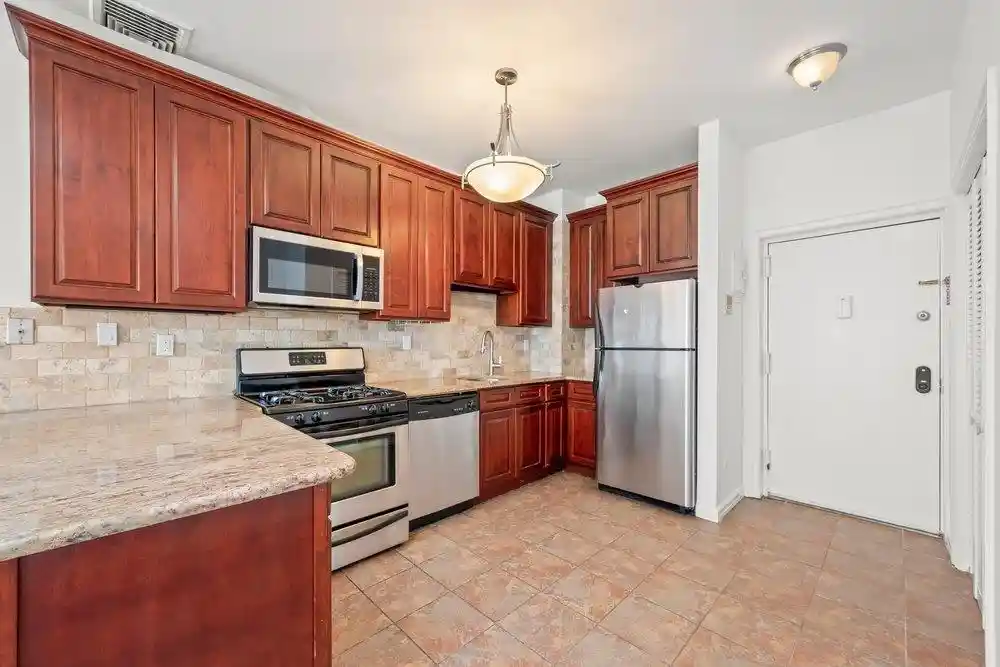 Homes for sale in Jersey City, NJ | 200 Christopher Columbus Dr, Jersey City, NJ 07302