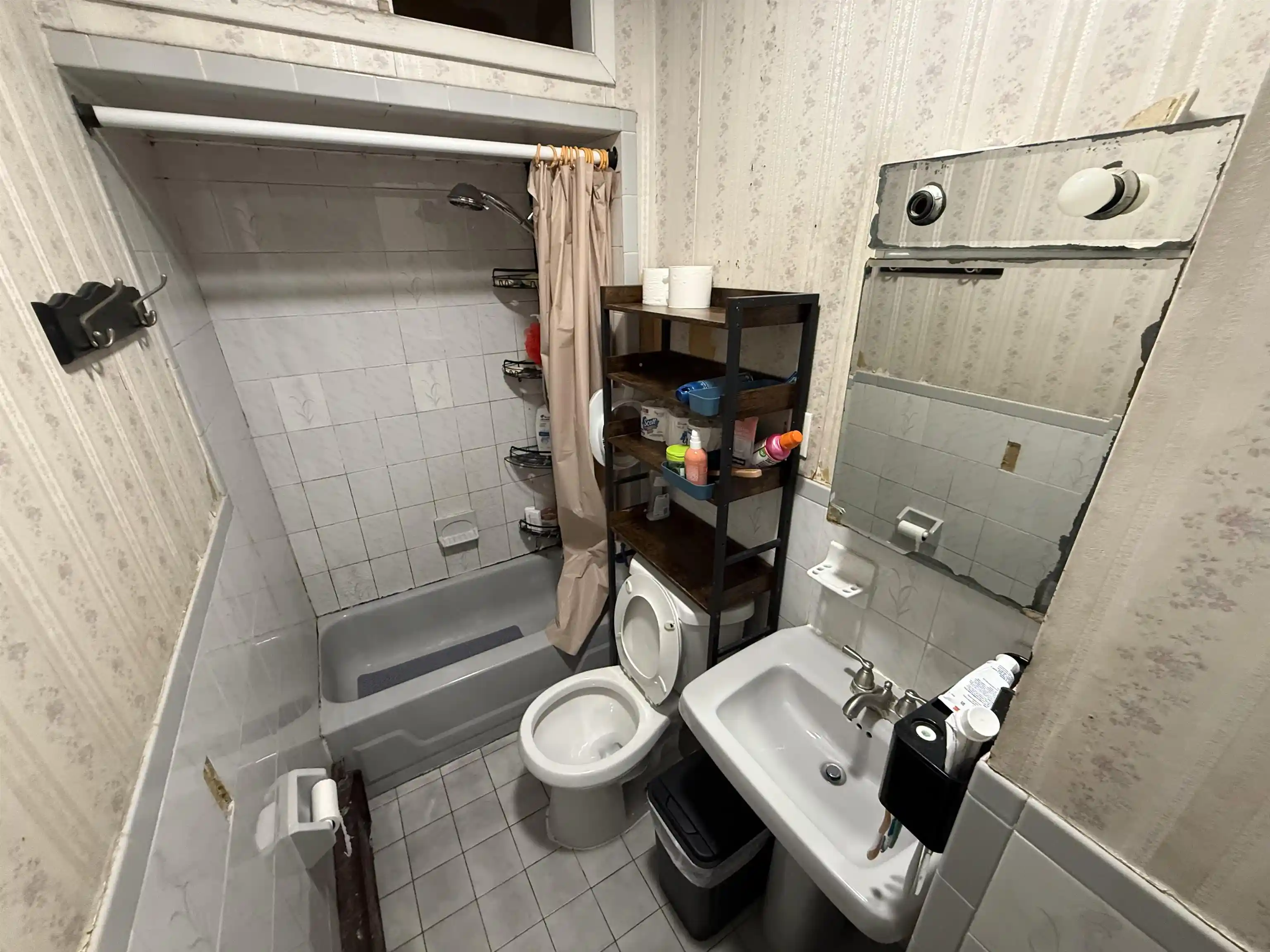 Photo 3 of Multi family home for sale at 1909 New York Ave, Union City, NJ 07087 | MLS# 260007833 | Listing updated on 2026-09-29