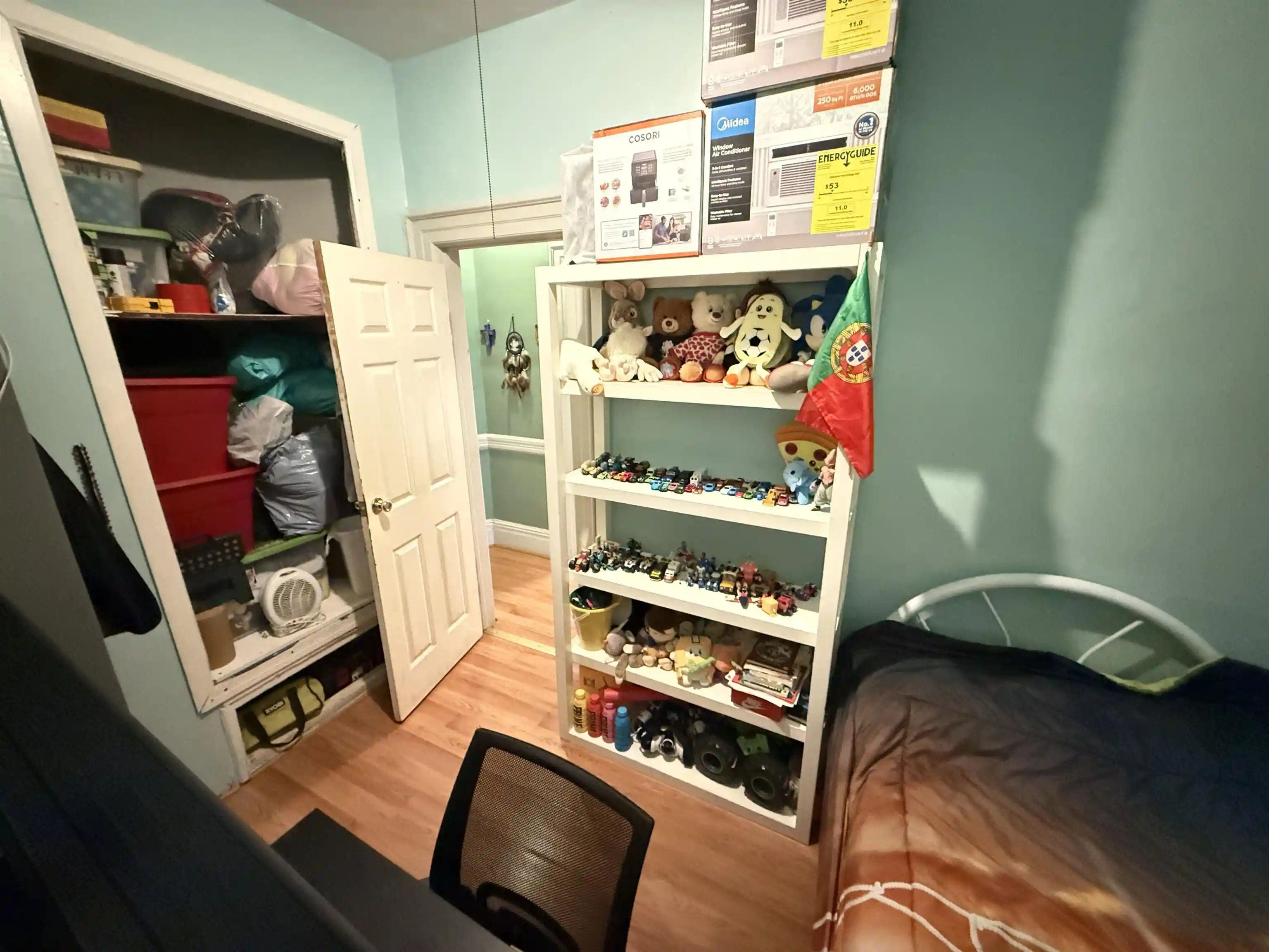 Photo 4 of House for sale at 1909 New York Ave, Union City, NJ 07087 | MLS# 260007833 | Listing updated on 2026-09-29