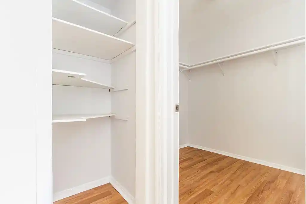 5th image of 17 Bergen Ave, Jersey City, NJ 07305 | MLS# 260008025