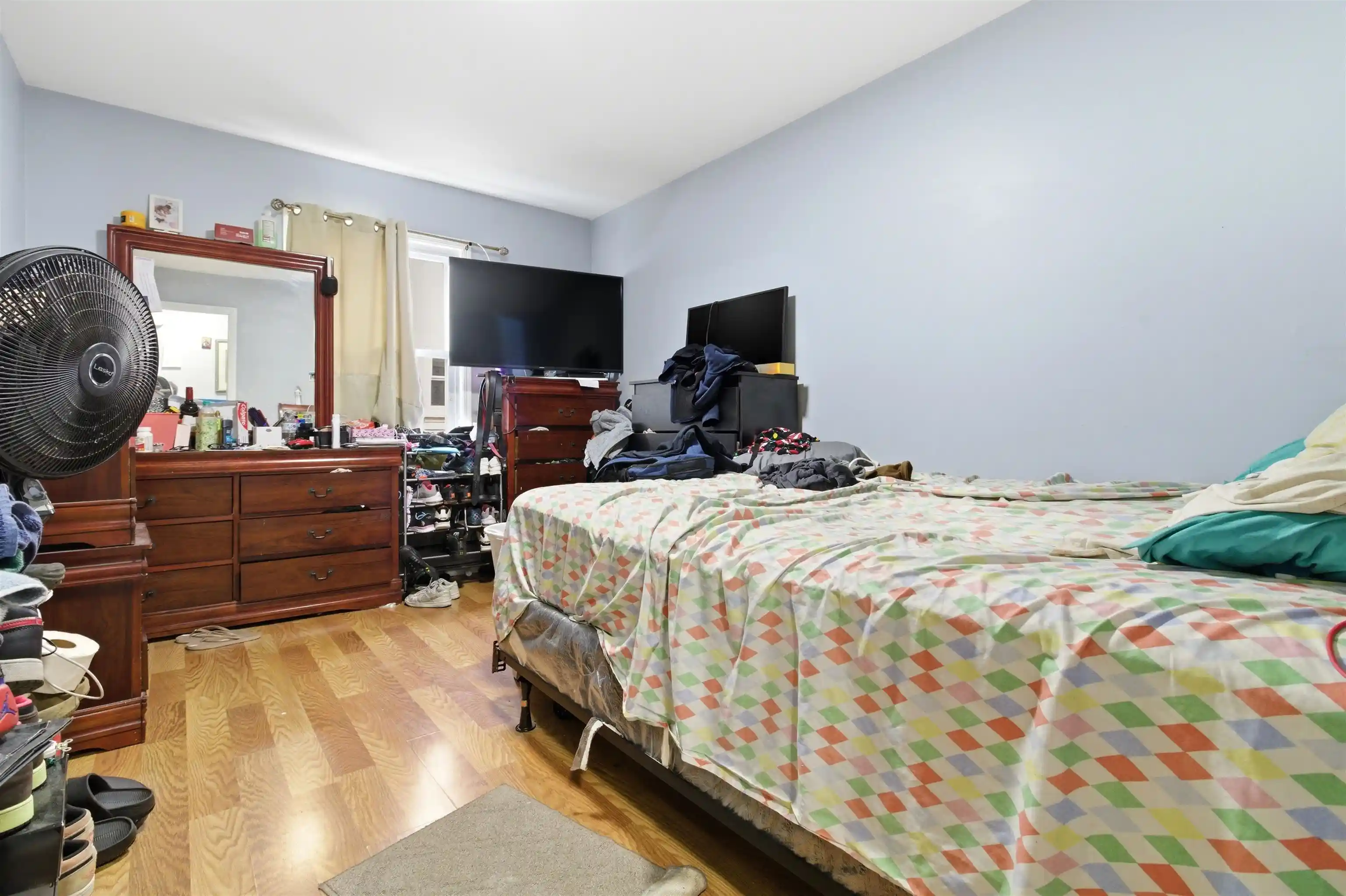 Homes for sale in Linden, NJ | 1129 East Henry St, Linden, NJ 07036 | MLS# 260008094
