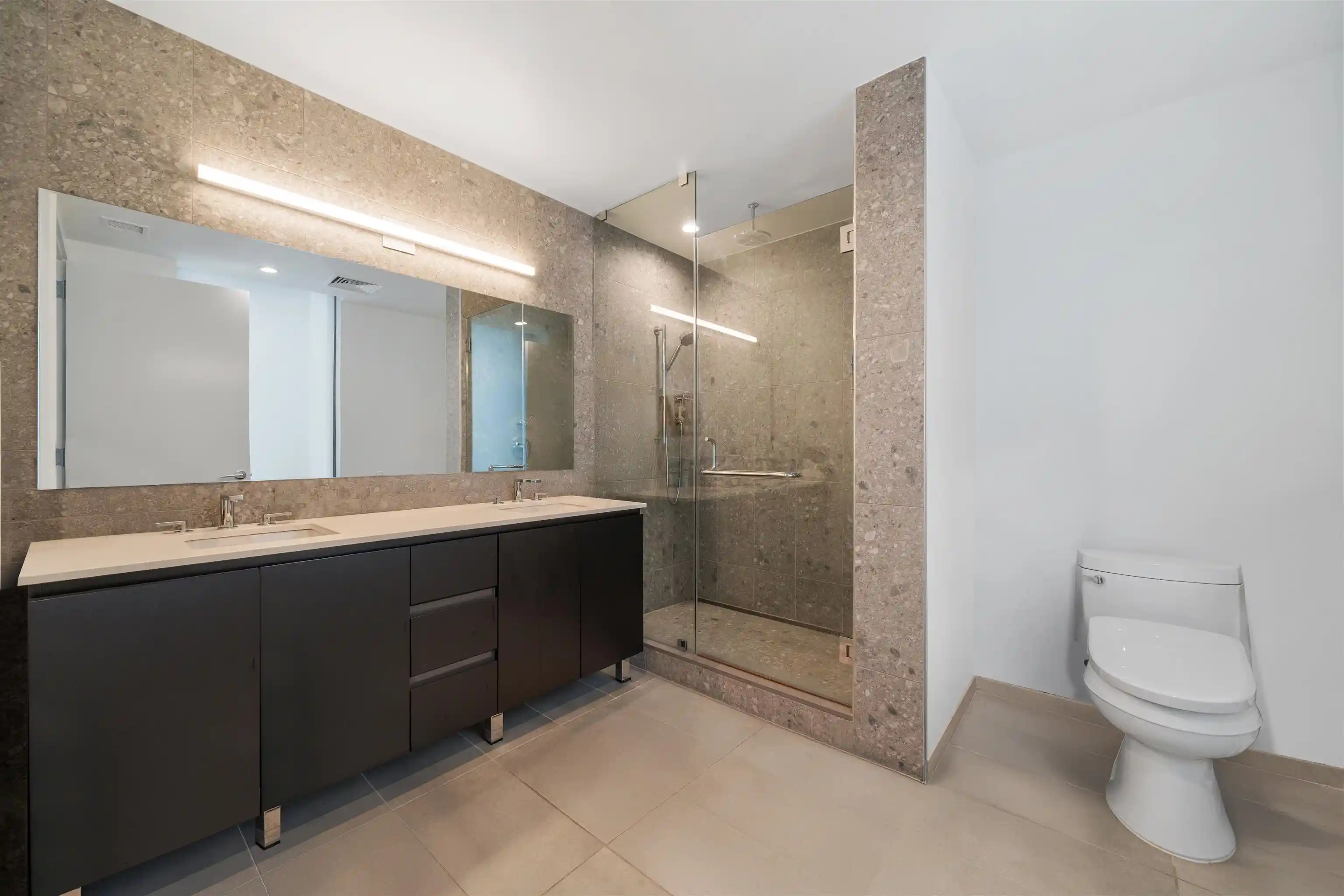 4th image of 155 Bay St #2008, Jersey City, NJ 07302 | MLS# 260008162