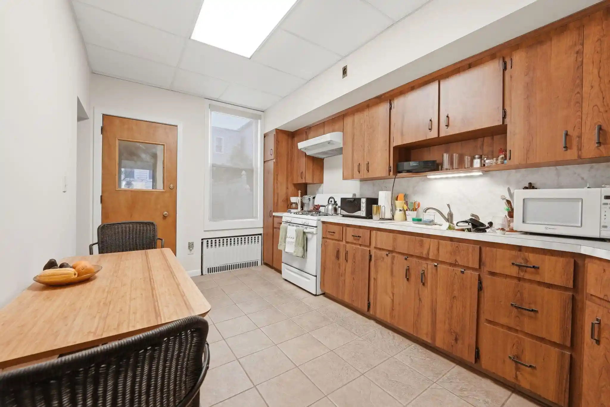2nd image of 720 15th St, Union City, NJ 07087 | MLS# 260008252
