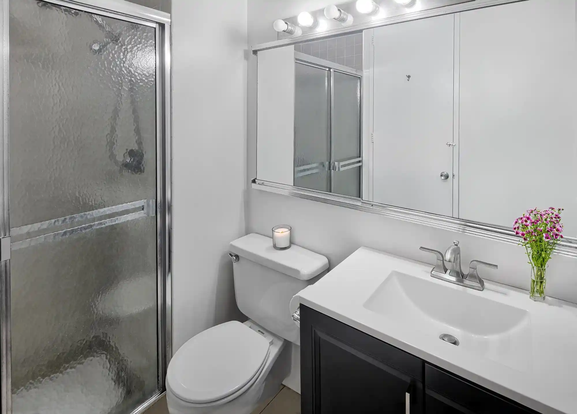 Photo 4 of Condo for sale at 7000 Boulevard E #128H, West New York, NJ 07093 | MLS# 260008315 | Listing updated on 2026-08-10