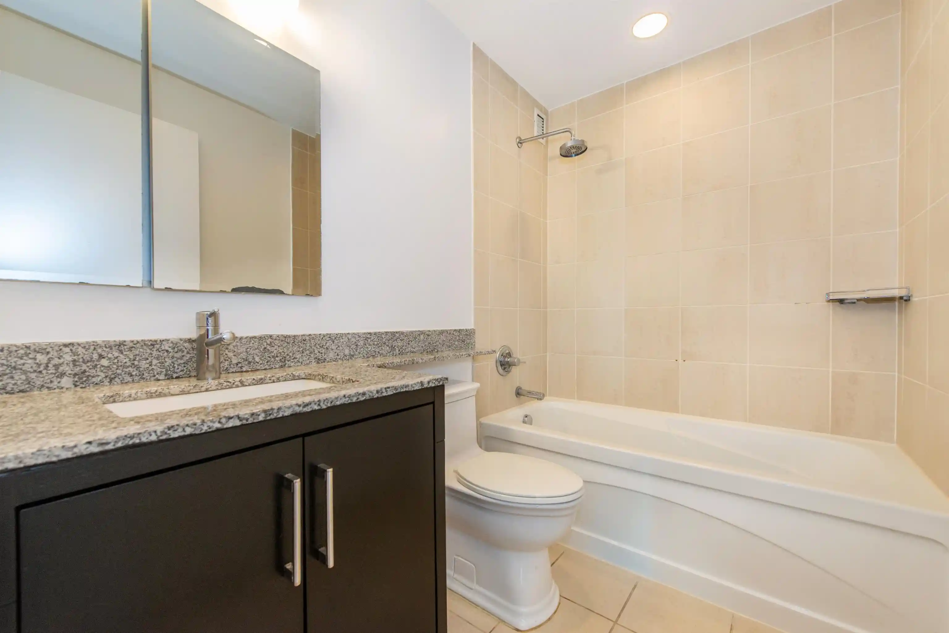 Homes for sale in Jersey City, NJ | 1 Shore Ln, Jersey City, NJ 07310