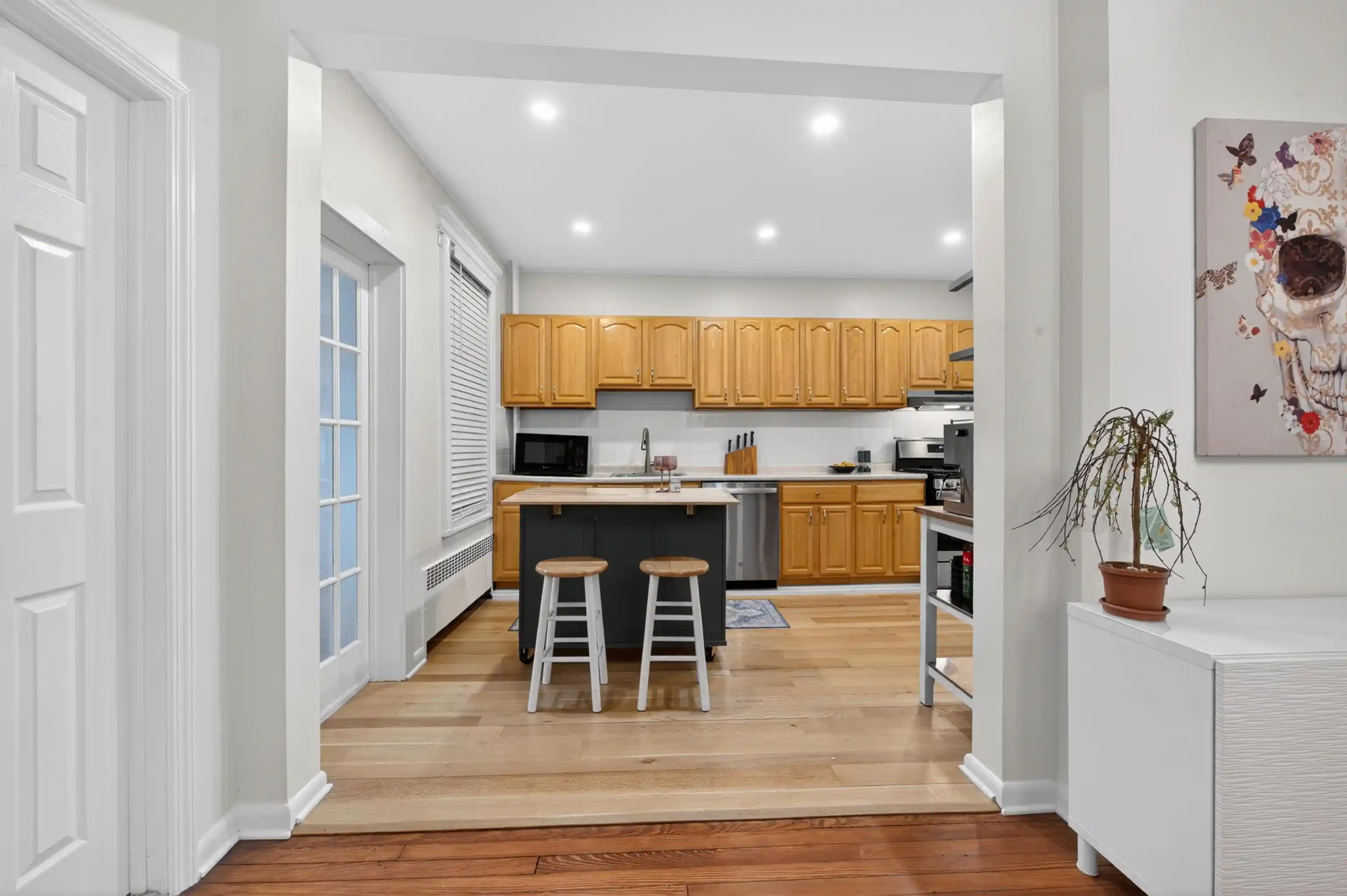 3rd image of 601 16Th St, Union City, NJ 07087 | MLS# 260008641