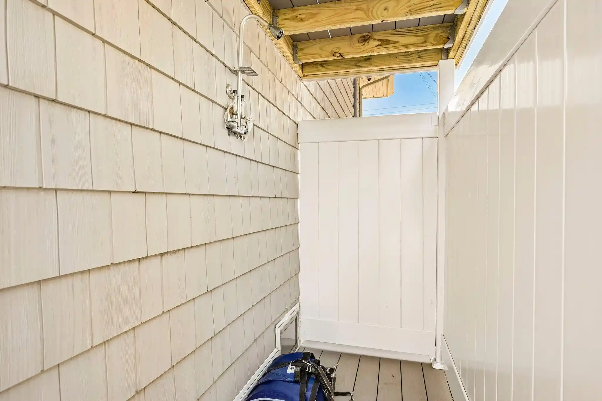 Photo 4 of Single family home for sale at 65 Sylvia Pl, Manahawkin, NJ 08050 | MLS# 260008756 | Listing updated on 2026-05-10