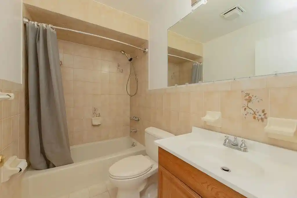 Photo 4 of Condo for sale at 1906 Paterson Plank Rd #3C, North Bergen, NJ 07047 | MLS# 260008765 | Listing updated on 2026-05-28