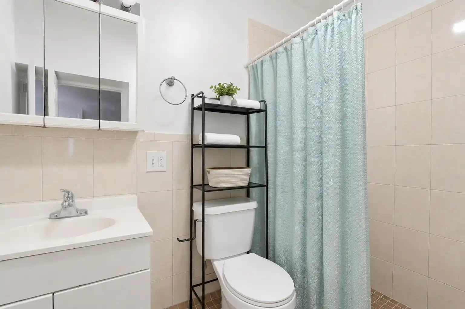 4th image of 1800 Palisade Ave, Union City, NJ 07087 | MLS# 260008823