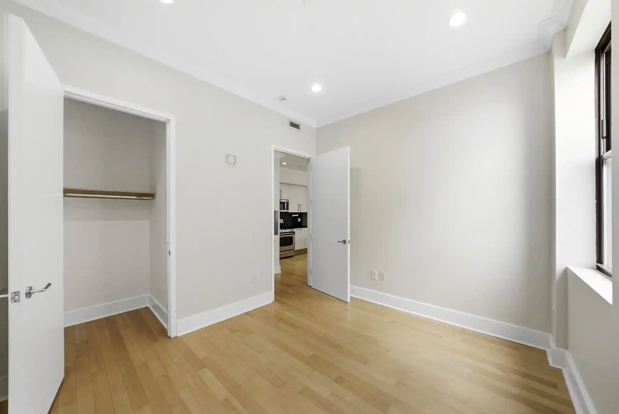 5th image of 4 Beacon Way #1404, Jersey City, NJ 07304 | MLS# 260008882