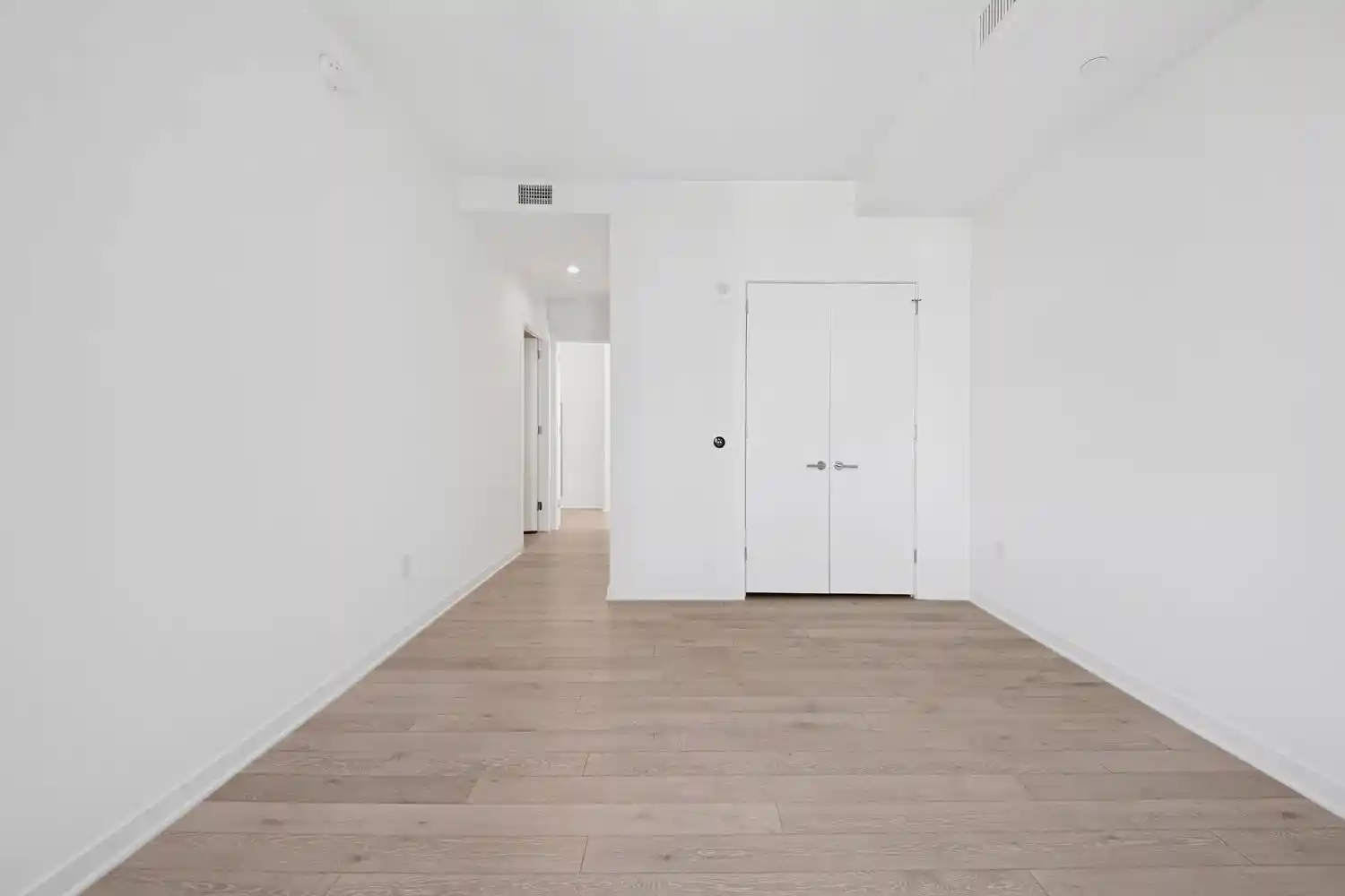 3rd image of 155 Bay St #3307, Jersey City, NJ 07302 | MLS# 260008901