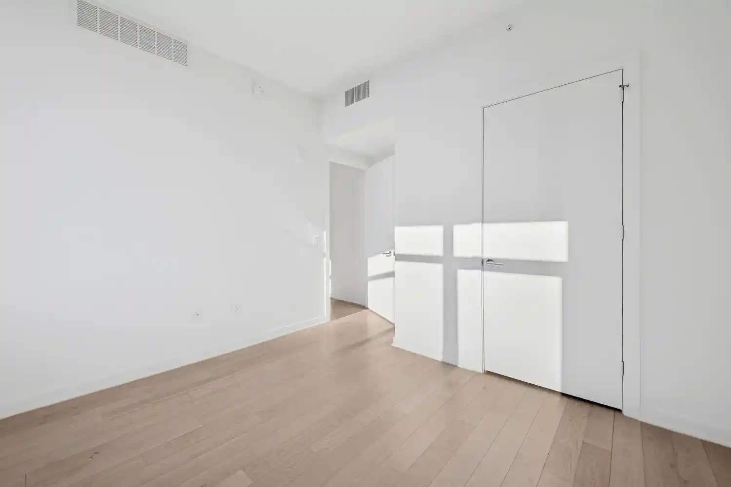 5th image of 155 Bay St #3307, Jersey City, NJ 07302 | MLS# 260008901